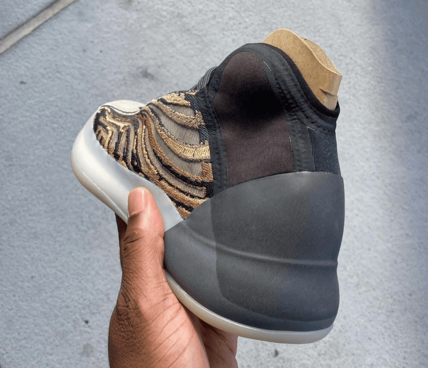 Yeezy 篮球鞋全新配色即将发售!