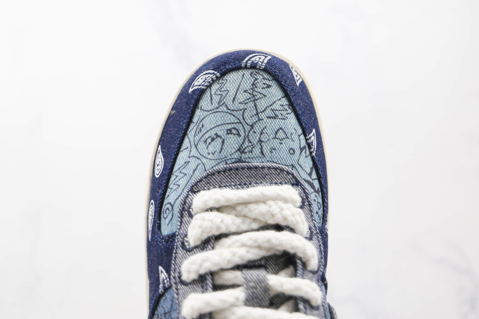 耐克Nike Air Force 1 Low纯原版本低帮空军一号腰果花印花黑灰色牛仔板鞋内置气垫 货号:905345-402
