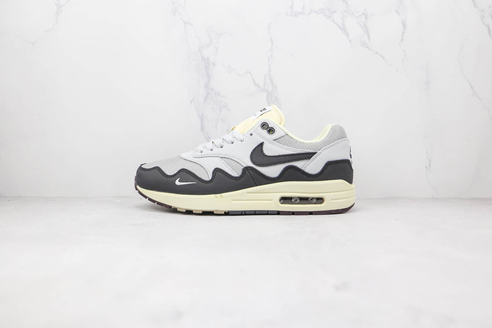 耐克Nike Air Max 1 “Monarch” 1 x Patta联名款纯原版本灰黑色波浪纹Max1气垫鞋原楦头纸板打造 货号:DH1348-002