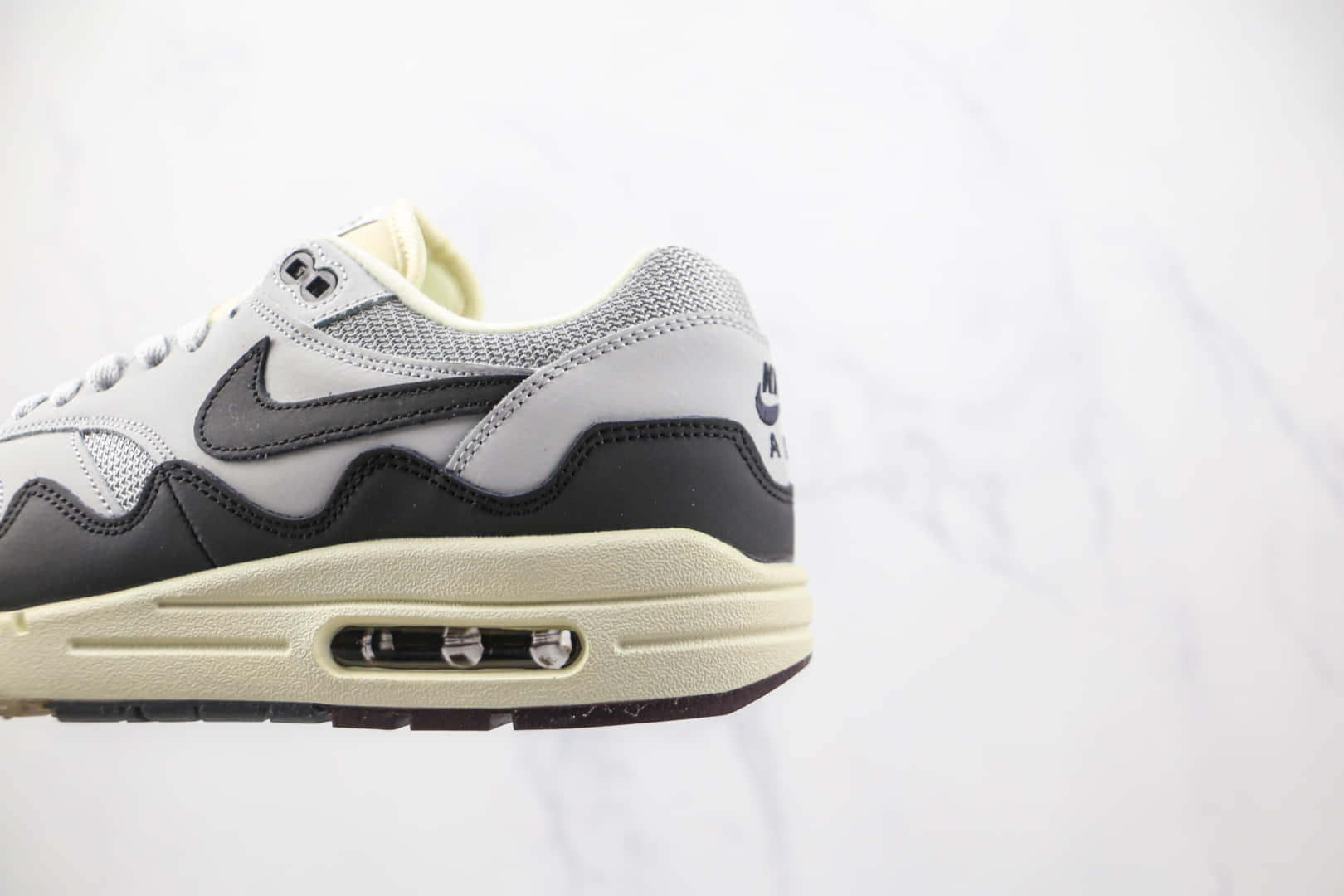 耐克Nike Air Max 1 “Monarch” 1 x Patta联名款纯原版本灰黑色波浪纹Max1气垫鞋原楦头纸板打造 货号:DH1348-002