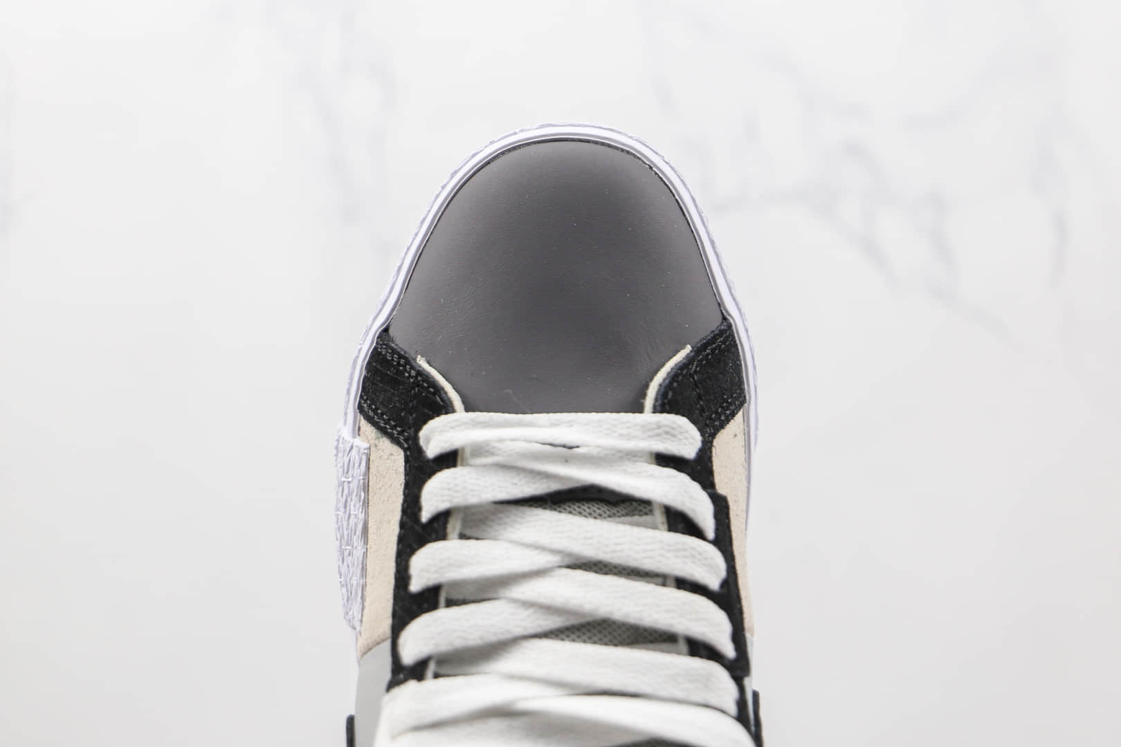 耐克Nike SB Zoom Blazer Mid PRM纯原版本中帮SB开拓者米兰黑色拼接断钩板鞋原盒原标 货号:DA8854-700