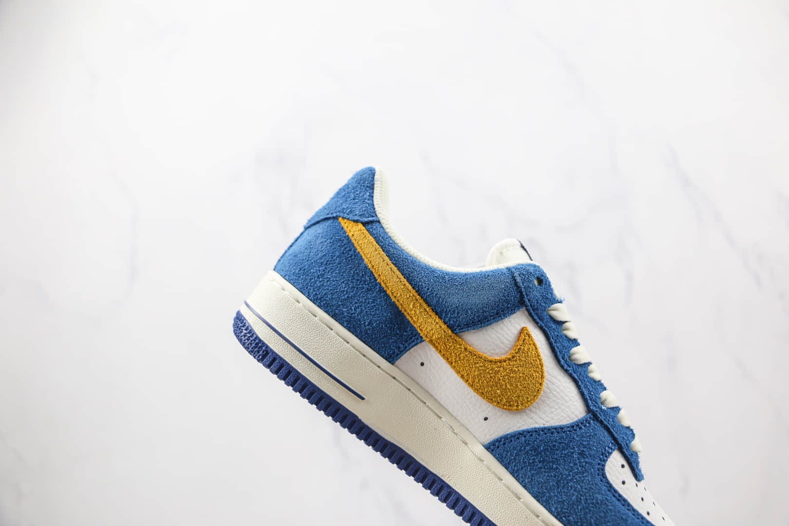 耐克Nike Air Force 1‘07纯原版本低帮空军一号麂皮蓝黄色板鞋内置气垫 货号:BQ8988-103