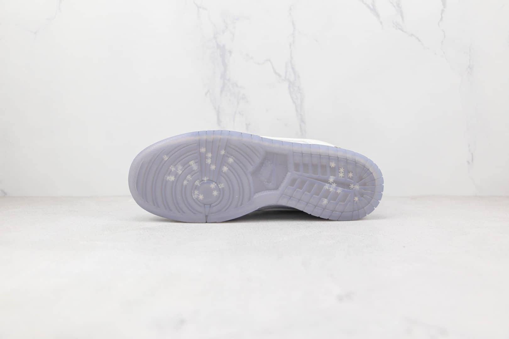 耐克Nike Dunk Low Ice低帮DUNK纯原版本圣诞节冰雪奇缘冬季仙境冰雪节限定板鞋原盒原标 货号：DO2326-001