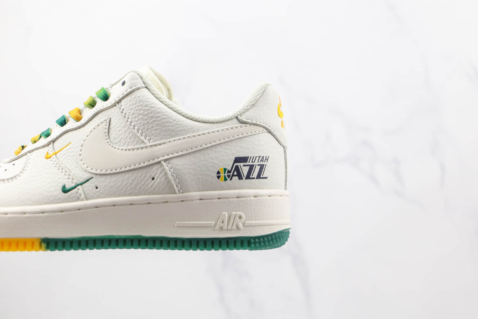 耐克Nike Air Force 1'07纯原版本低帮空军一号白绿黄色双小钩双色底板鞋原档案数据开发 货号:ZJ6695-303