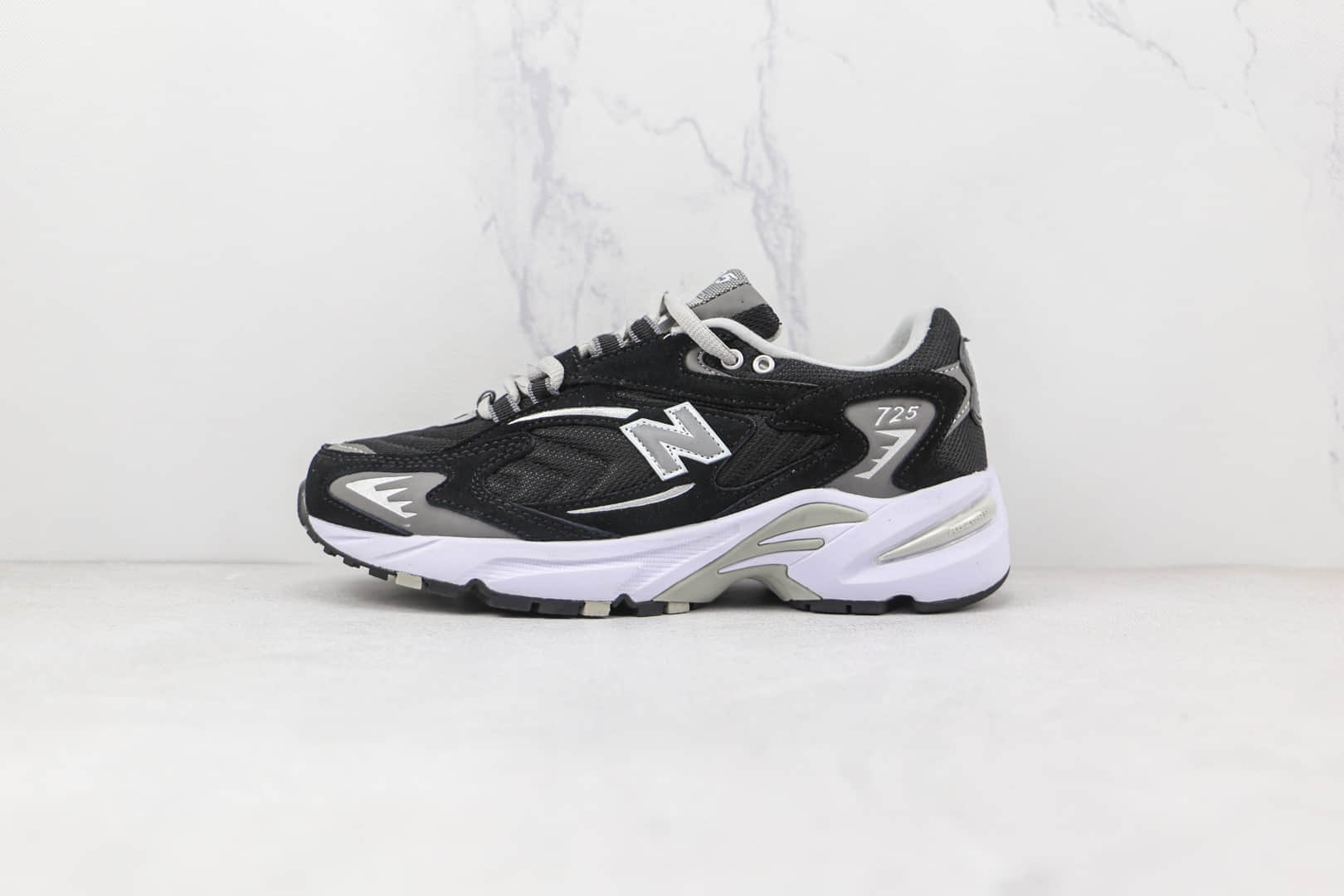 新百伦NEW BALANCE ML725纯原版本黑银色NB725复古老爹鞋原盒原标 货号:ML725R