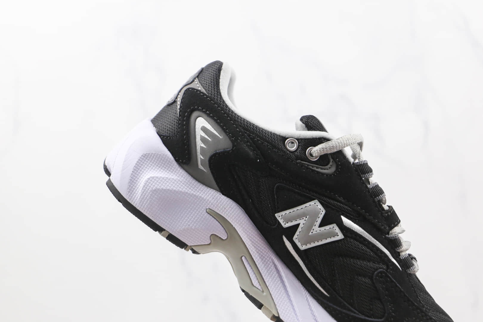 新百伦NEW BALANCE ML725纯原版本黑银色NB725复古老爹鞋原盒原标 货号:ML725R