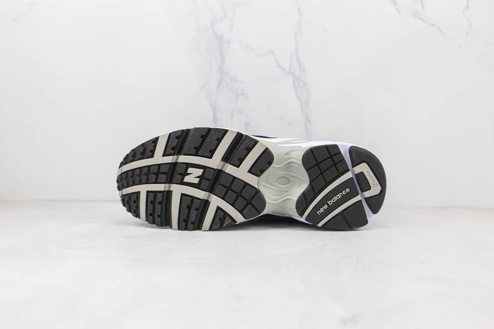 新百伦NEW BALANCE ML725纯原版本黑银色NB725复古老爹鞋原盒原标 货号:ML725R