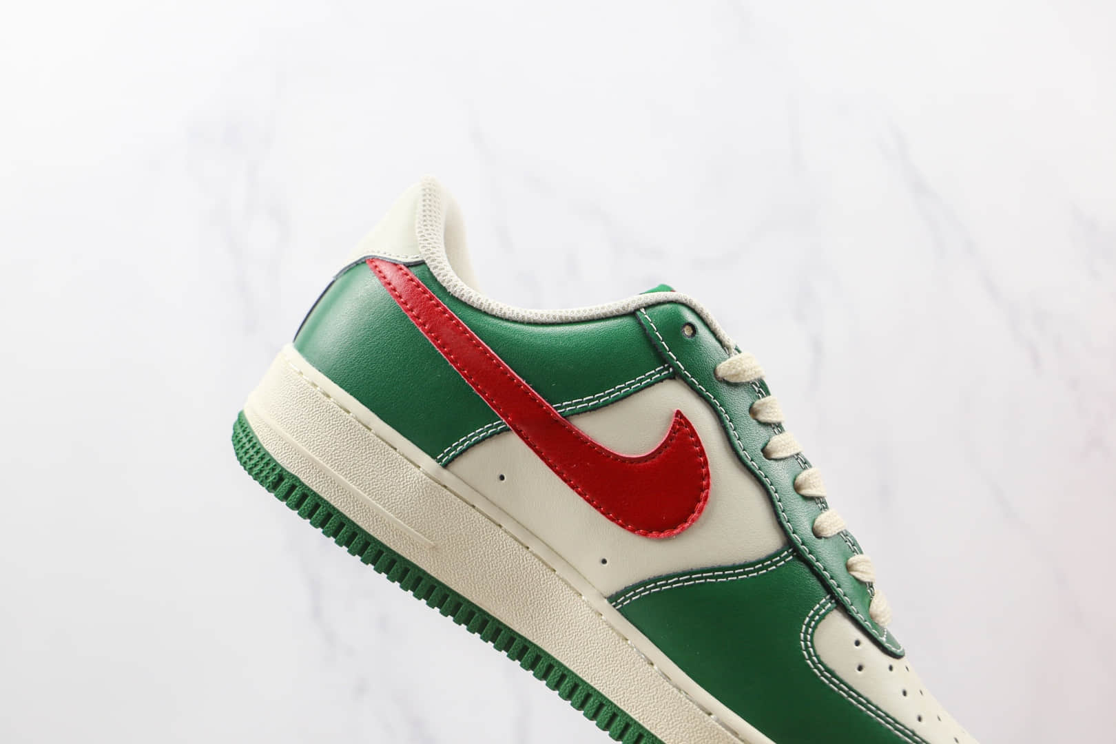 耐克Nike Air Force 1纯原版本低帮空军一号白绿色麻将骰子发财板鞋内置气垫 货号:CW2288-666