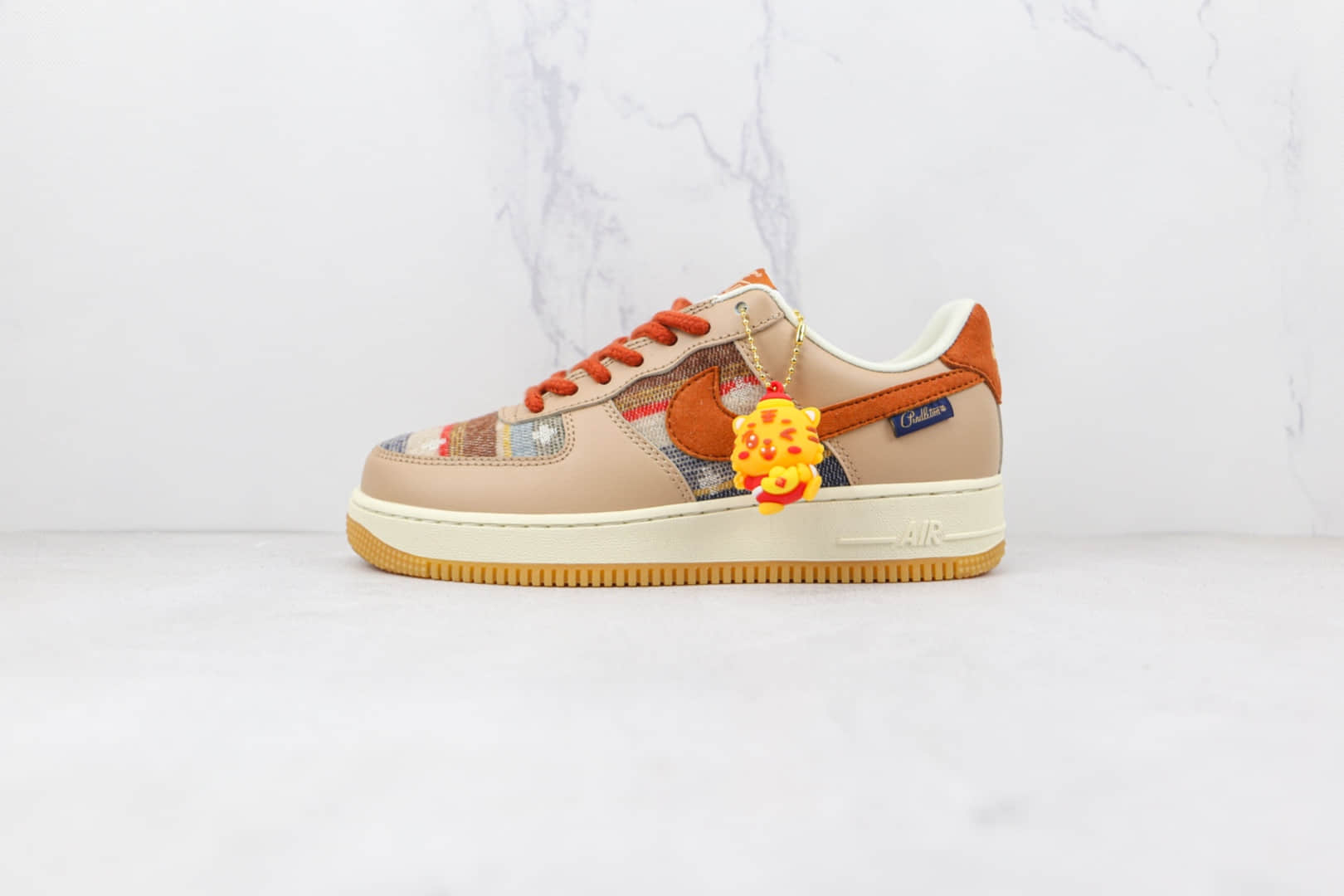 耐克Nike Air Force 1'07 Low纯原版本低帮空军一号虎年限定金虎贺岁羊毛条纹板鞋内置气垫 货号:CW2288-686