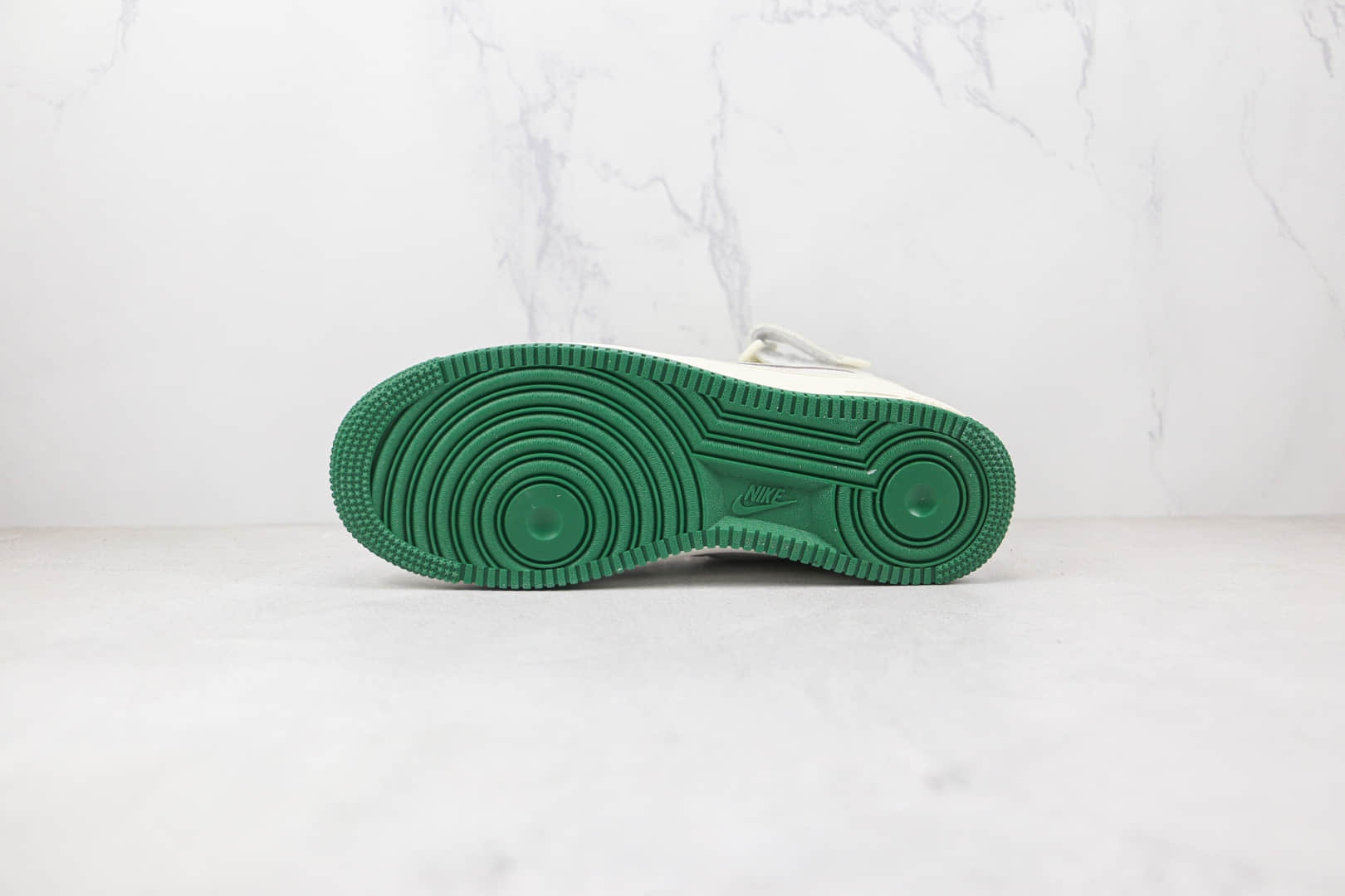 耐克Nike Air Force 1‘07 Mid纯原版本中帮空军一号麂皮米白色3M反光板鞋内置气垫 货号:GY3368-308