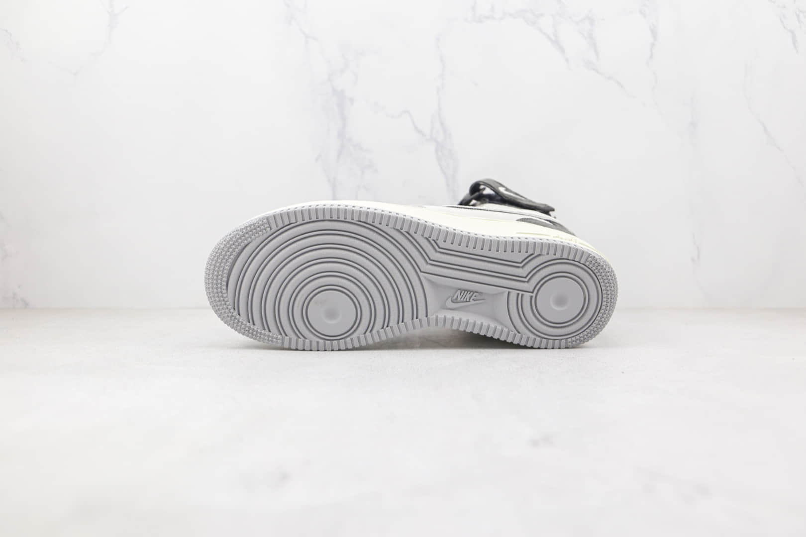 耐克Nike Air Force 1‘07 Mid纯原版本中帮空军一号麂皮灰色板鞋内置气垫 货号:DG9158-616