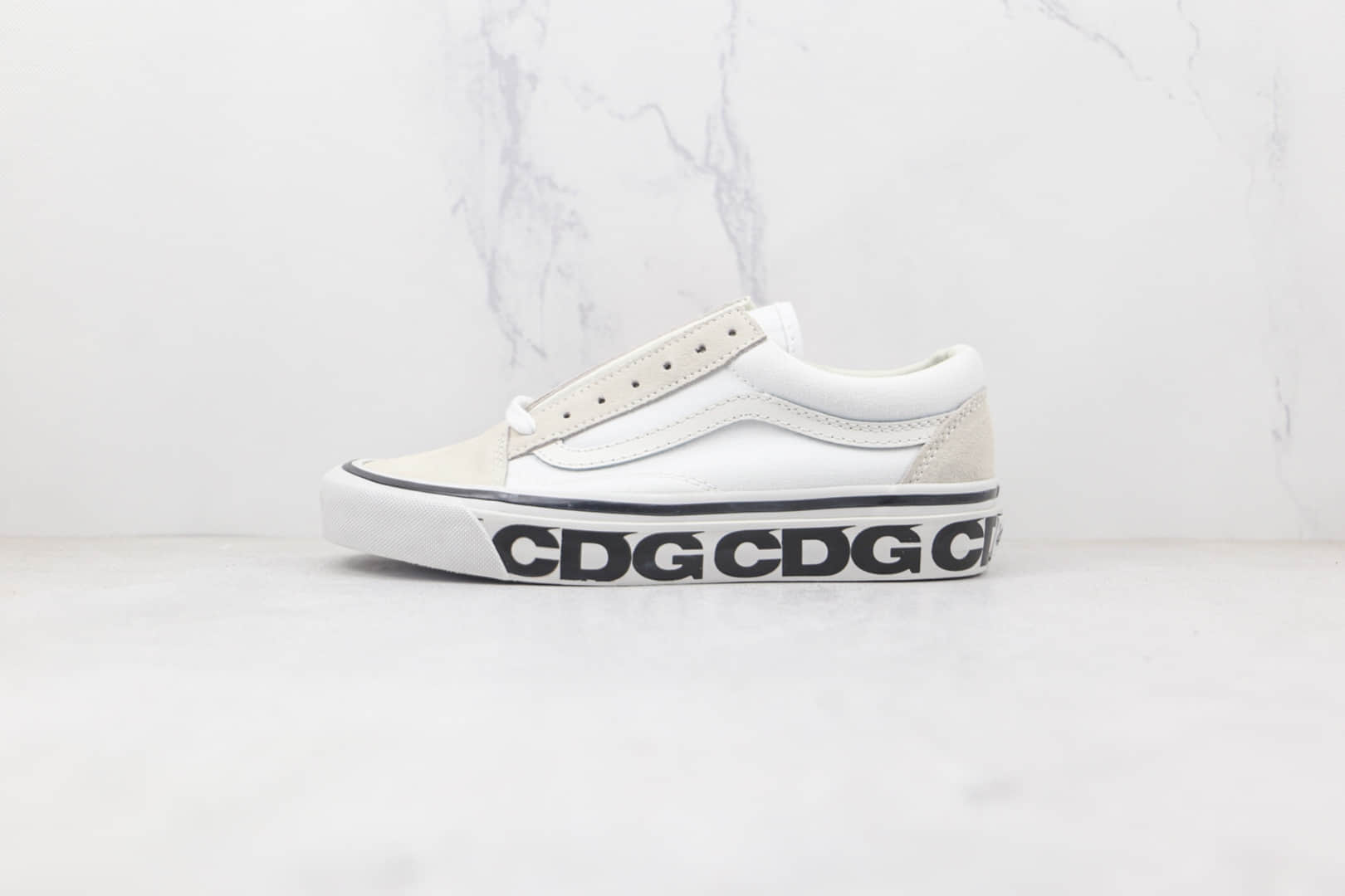 万斯Vans Old Skool COMME des GARÇONS x CDG联名款公司级版本黑白色硫化帆布鞋原盒原标