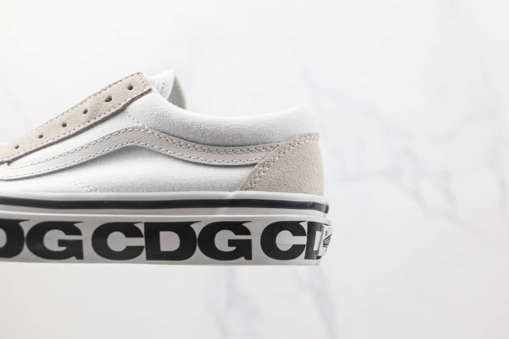 万斯Vans Old Skool COMME des GARÇONS x CDG联名款公司级版本黑白色硫化帆布鞋原盒原标