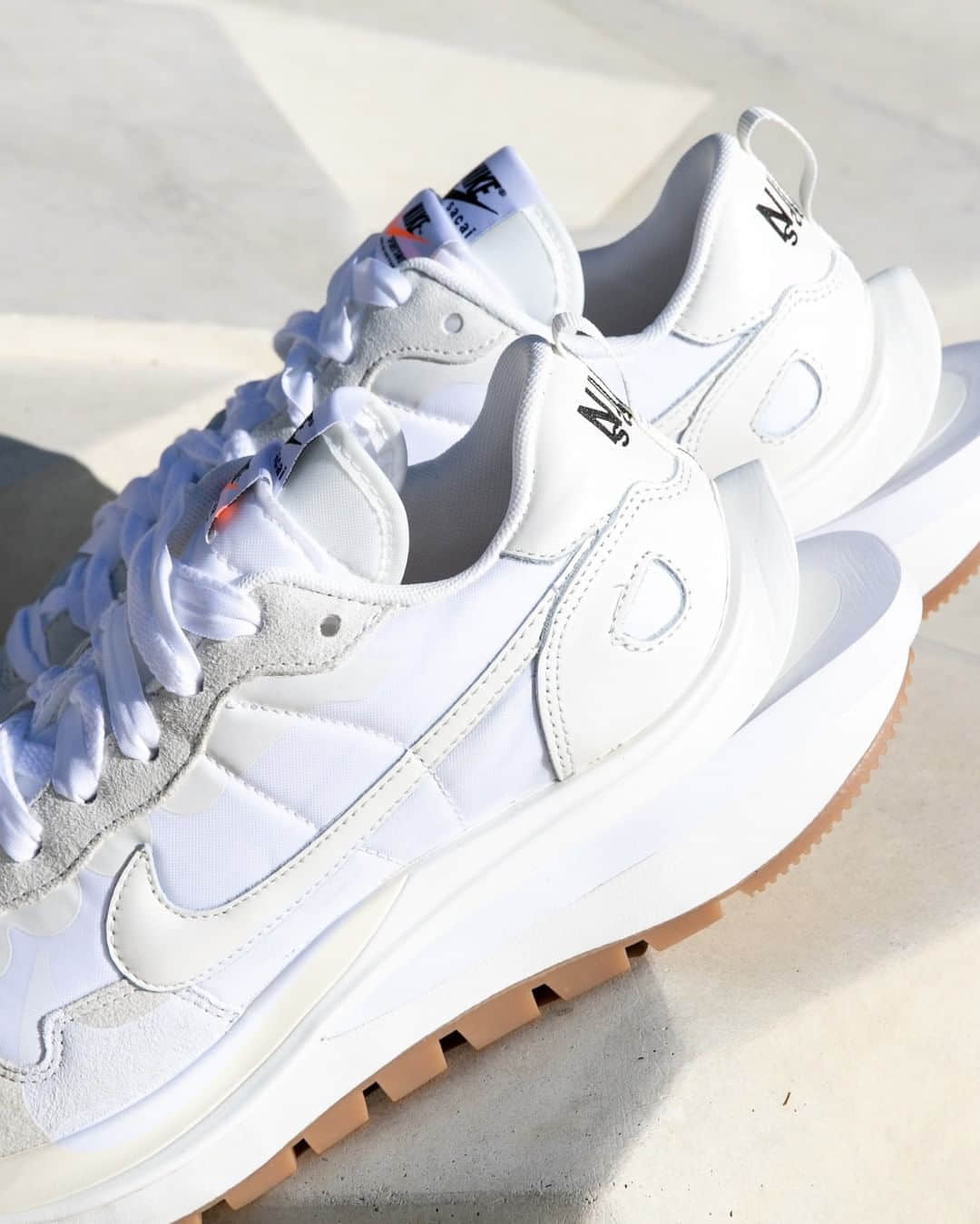 白生胶sacai x Nike Vaporwaffle再发售!可惜不在国内! 货号:DD1875-100