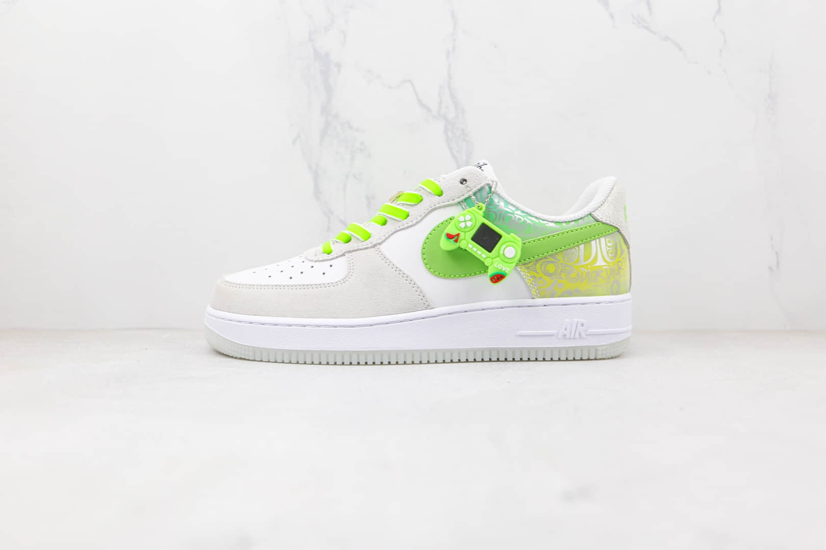 耐克Nike Air Force 1 Space Silver纯原版本低帮空军一号白绿色印字金扣50周年板鞋内置气垫 货号:DA8302-555
