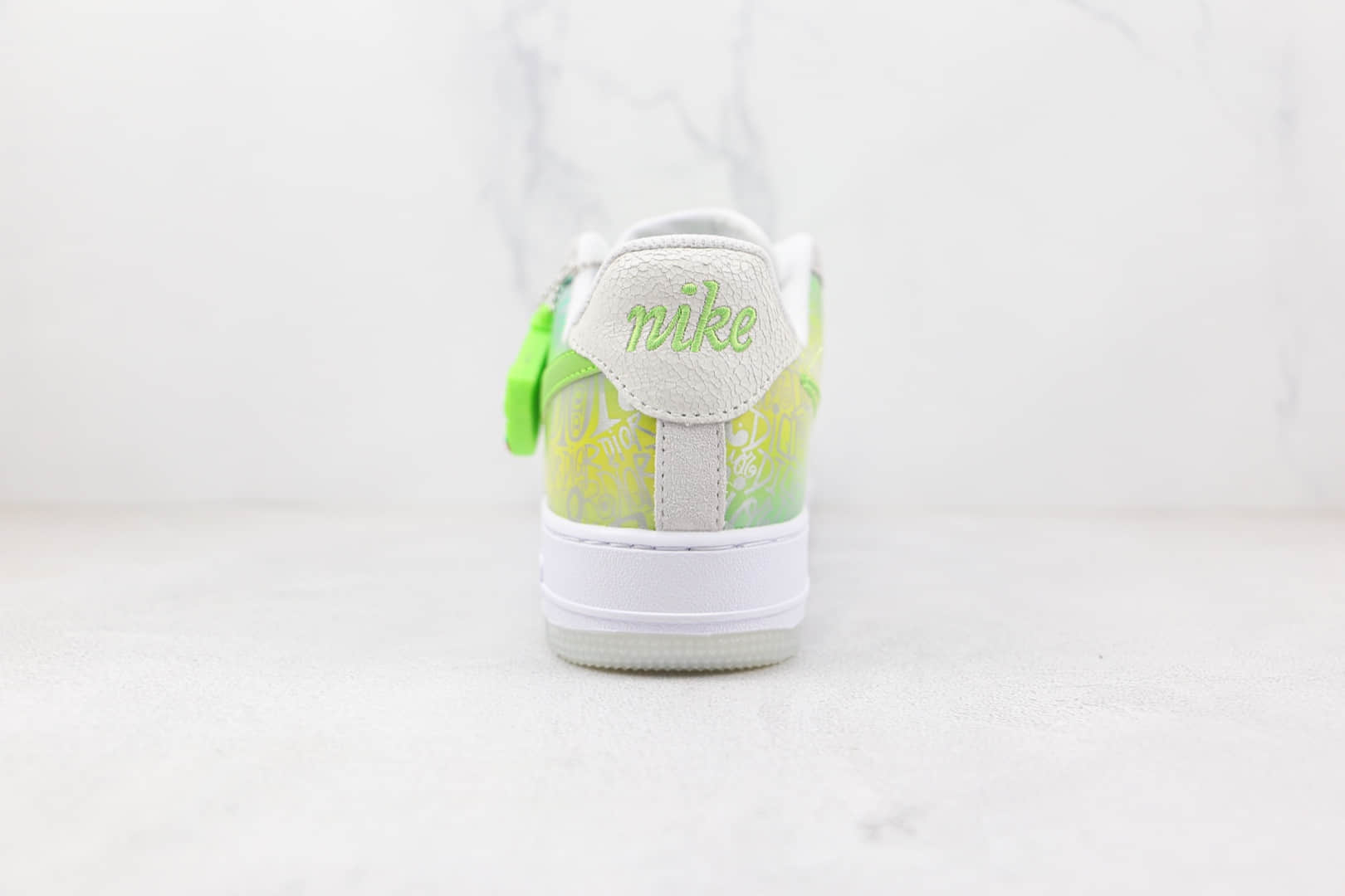 耐克Nike Air Force 1 Space Silver纯原版本低帮空军一号白绿色印字金扣50周年板鞋内置气垫 货号:DA8302-555