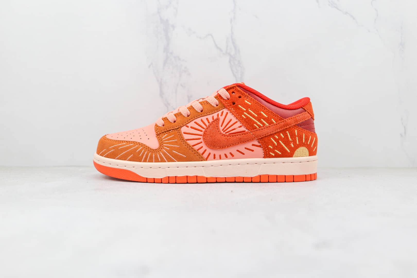 耐克Nike Dunk Low NH “Winter Solstice”Orange-Crimson BlissNike Dunk Low纯原版本低帮DUNK冬至限定落日刺绣夕阳红脏橙色板鞋原盒原标 货号:DO6723-800