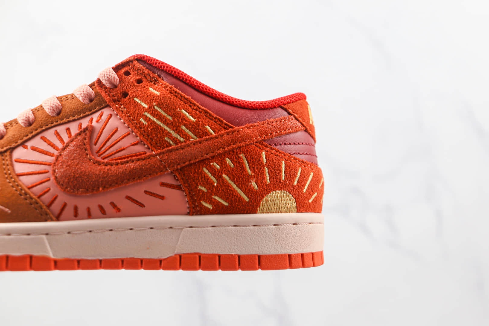 耐克Nike Dunk Low NH “Winter Solstice”Orange-Crimson BlissNike Dunk Low纯原版本低帮DUNK冬至限定落日刺绣夕阳红脏橙色板鞋原盒原标 货号:DO6723-800