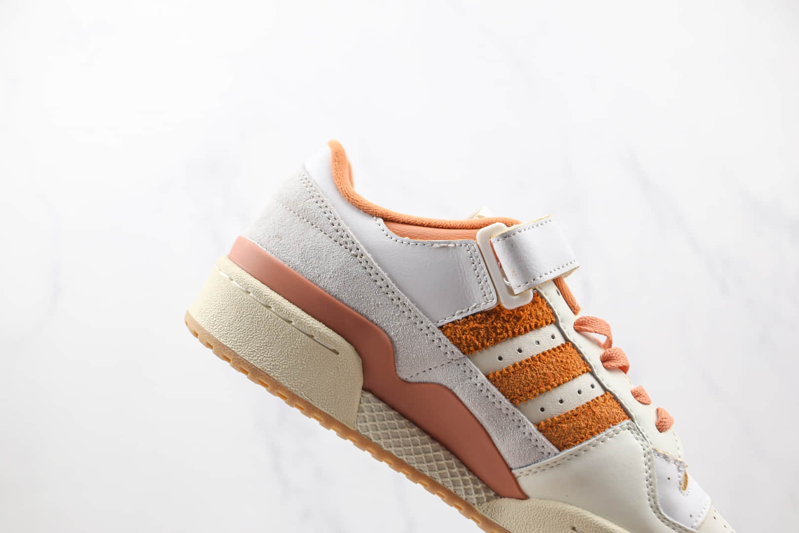 阿迪达斯Adidas originals Forum 84 low纯原版本白桔色三叶草Forum84复古板鞋原盒原标 货号:G57966