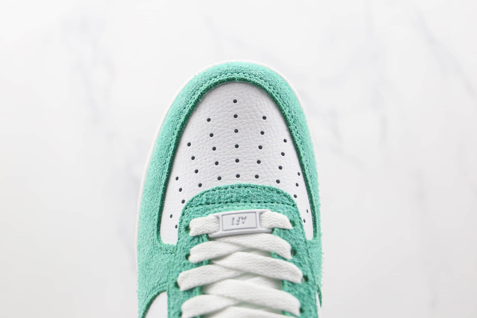 耐克Nike Air Force 1’07 Low纯原版本低帮空军一号釜山行麂皮白绿色板鞋内置气垫 货号:BQ8988-102
