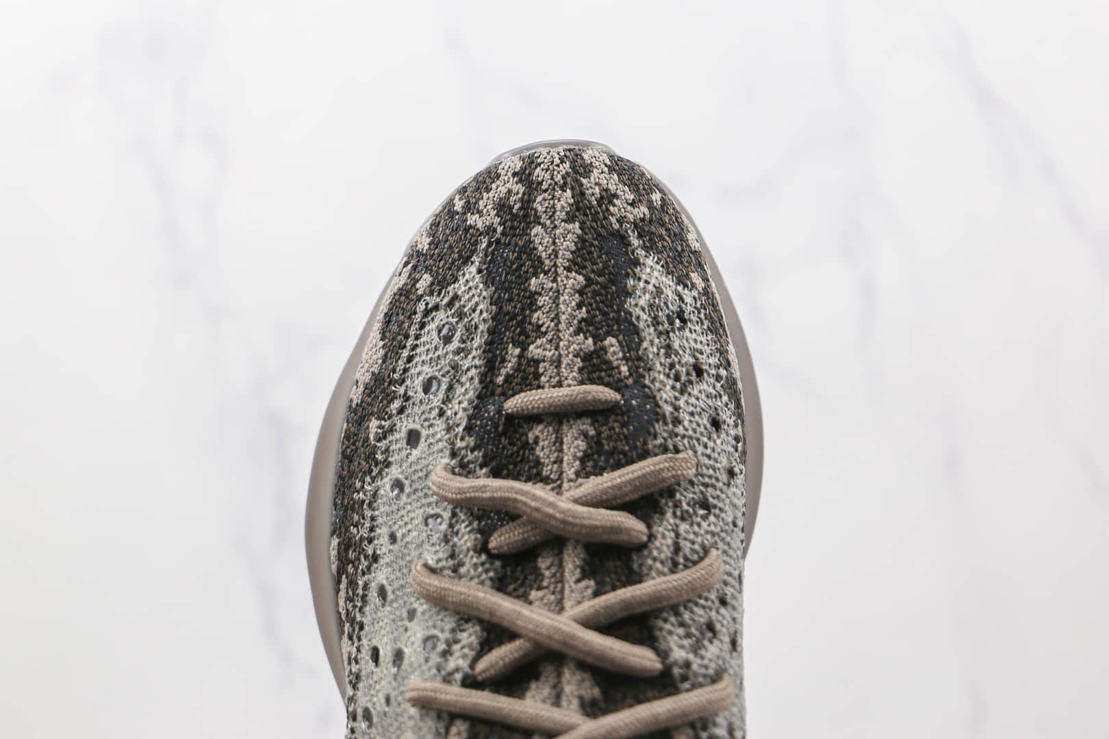 阿迪达斯Adidas YEEZY Boost 380纯原版本椰子380卡其黑外星人爆米花老爹鞋原楦头纸板打造 货号:GZ0472