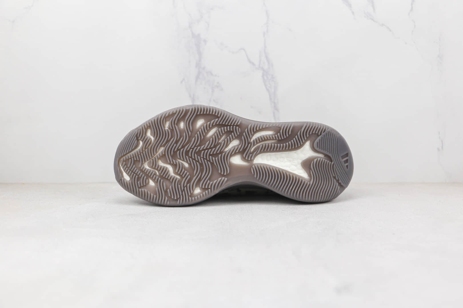 阿迪达斯Adidas YEEZY Boost 380纯原版本椰子380卡其黑外星人爆米花老爹鞋原楦头纸板打造 货号:GZ0472