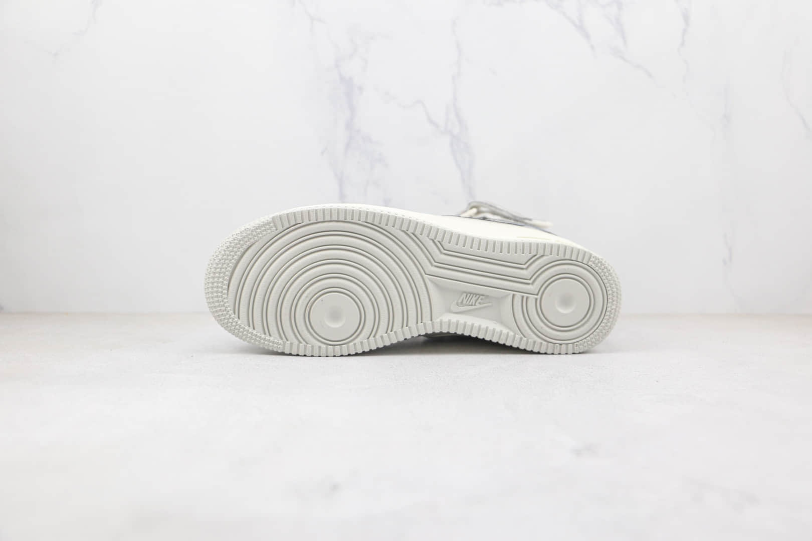 耐克Nike Air Force 1’07 Mid纯原版本中帮空军一号麂皮灰蓝色3M反光板鞋原盒原标 货号:AL6896-559