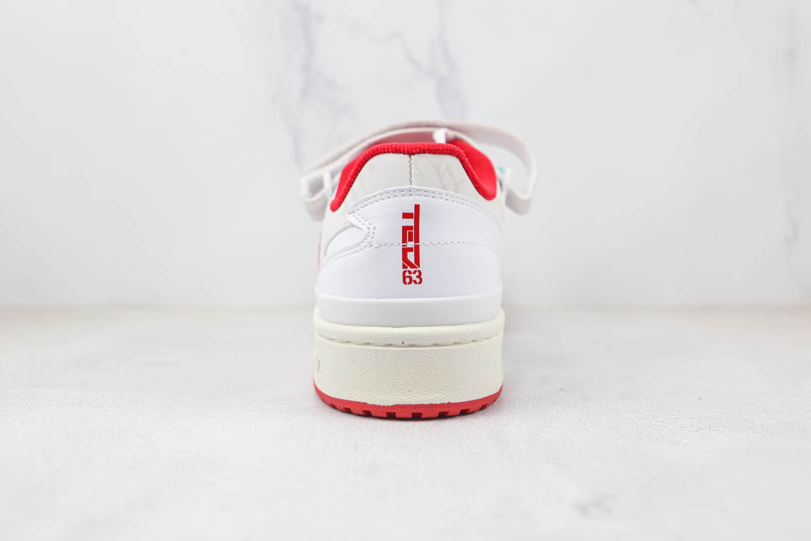 阿迪达斯Adidas Originals Forum Low x Quiccs联名款纯原版本低帮白红涂鸦魔术贴3M反光板鞋原楦头纸板打造 货号:GW3493