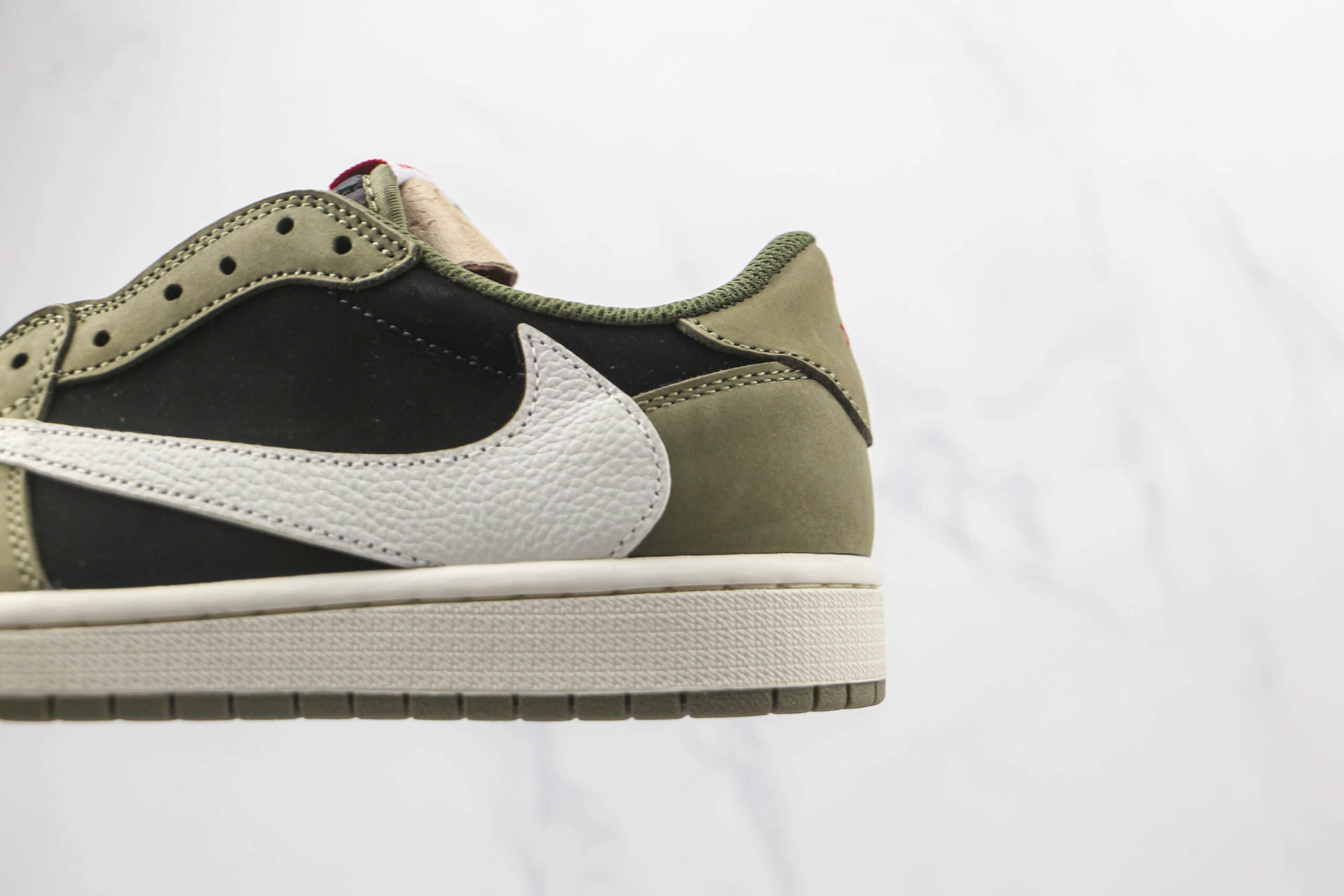 CQ4277-008 乔丹Air Jordan 1 low x Travis Scott联名款纯原版本低帮AJ1三方联名款军绿色板鞋原楦头纸板打造 货号:CQ4277-008
