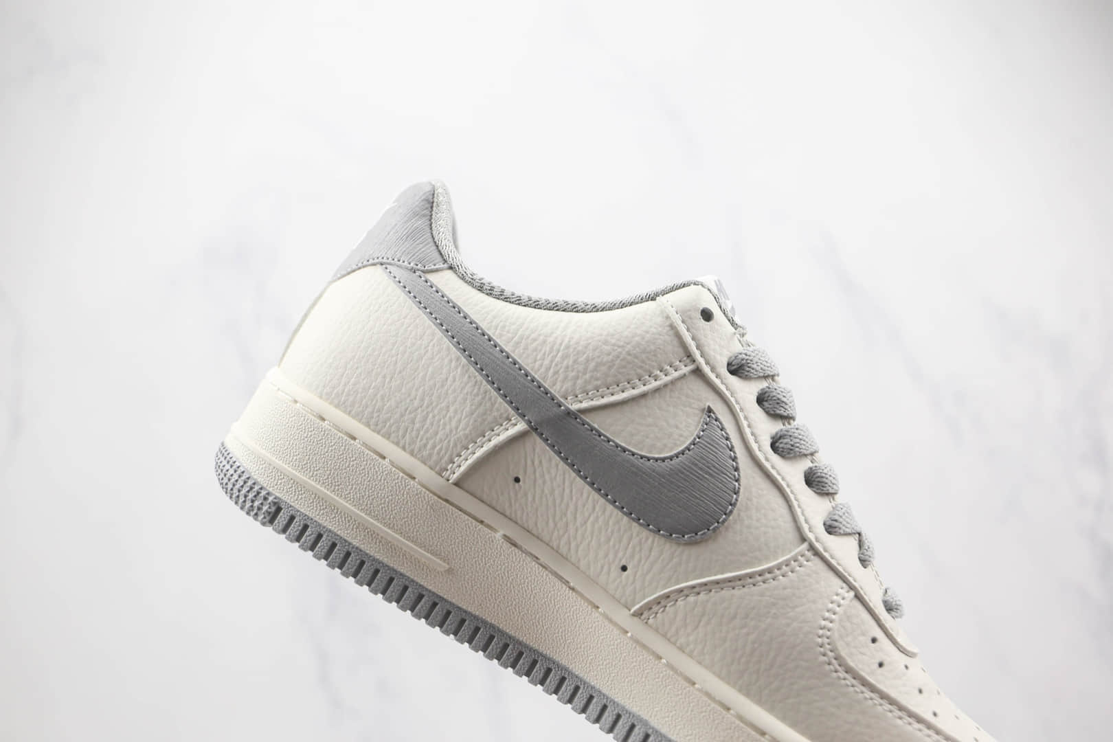 NK6369-566 耐克Nike Air Force 1 07 Low纯原版本低帮空军一号白灰马克笔板鞋内置气垫 货号:NK6369-566