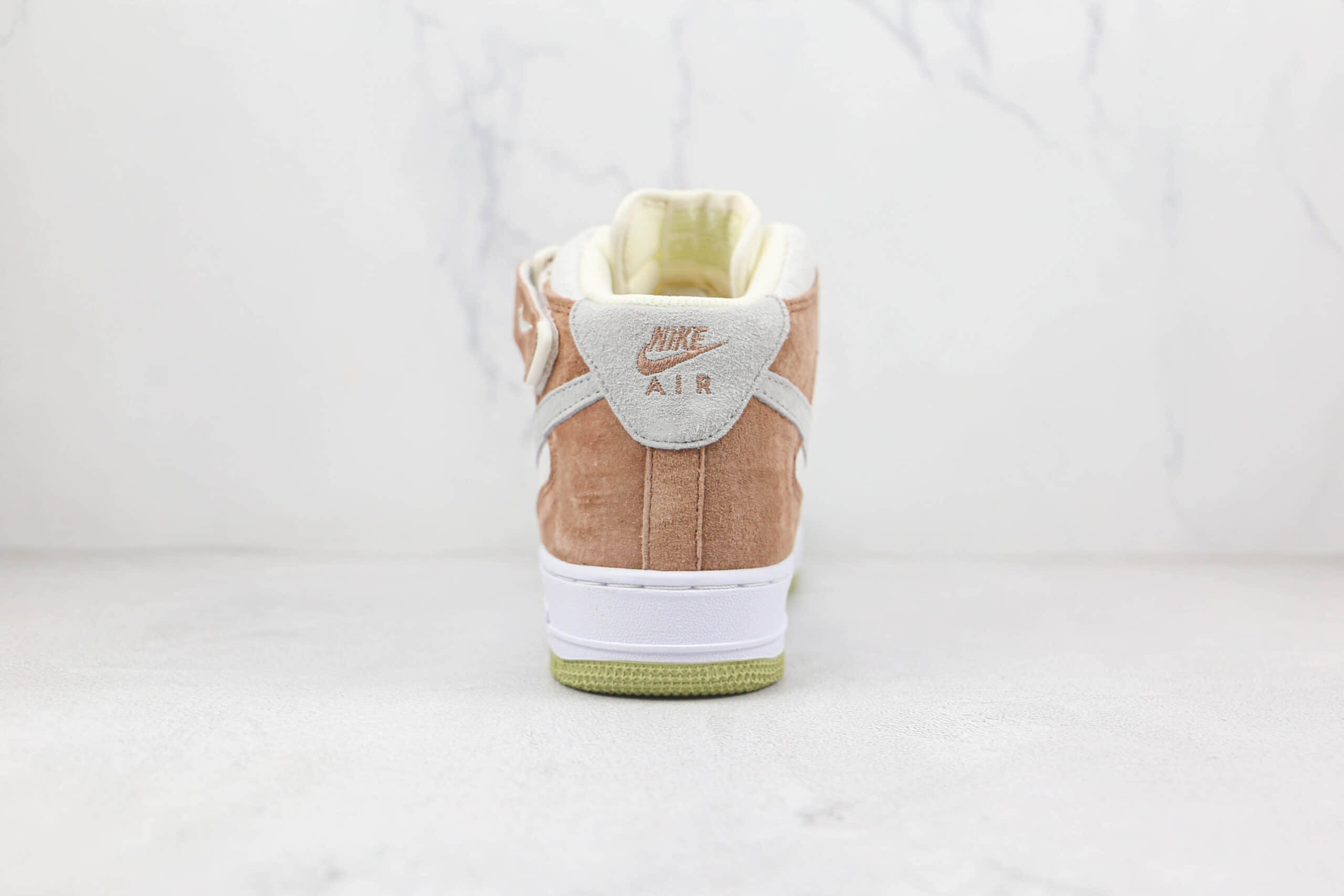 耐克Nike Air Force 1’07 Low纯原版本中帮空军一号柠檬黄棕灰色拼接板鞋内置气垫 货号:AL6896-558