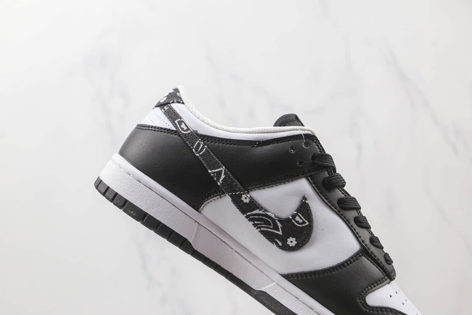 耐克Nike Dunk Low Black Paisley纯原版本低帮SB DUNK佩斯利黑白色腰果花印花钩板鞋原楦头纸板打造 货号：DH4401-100
