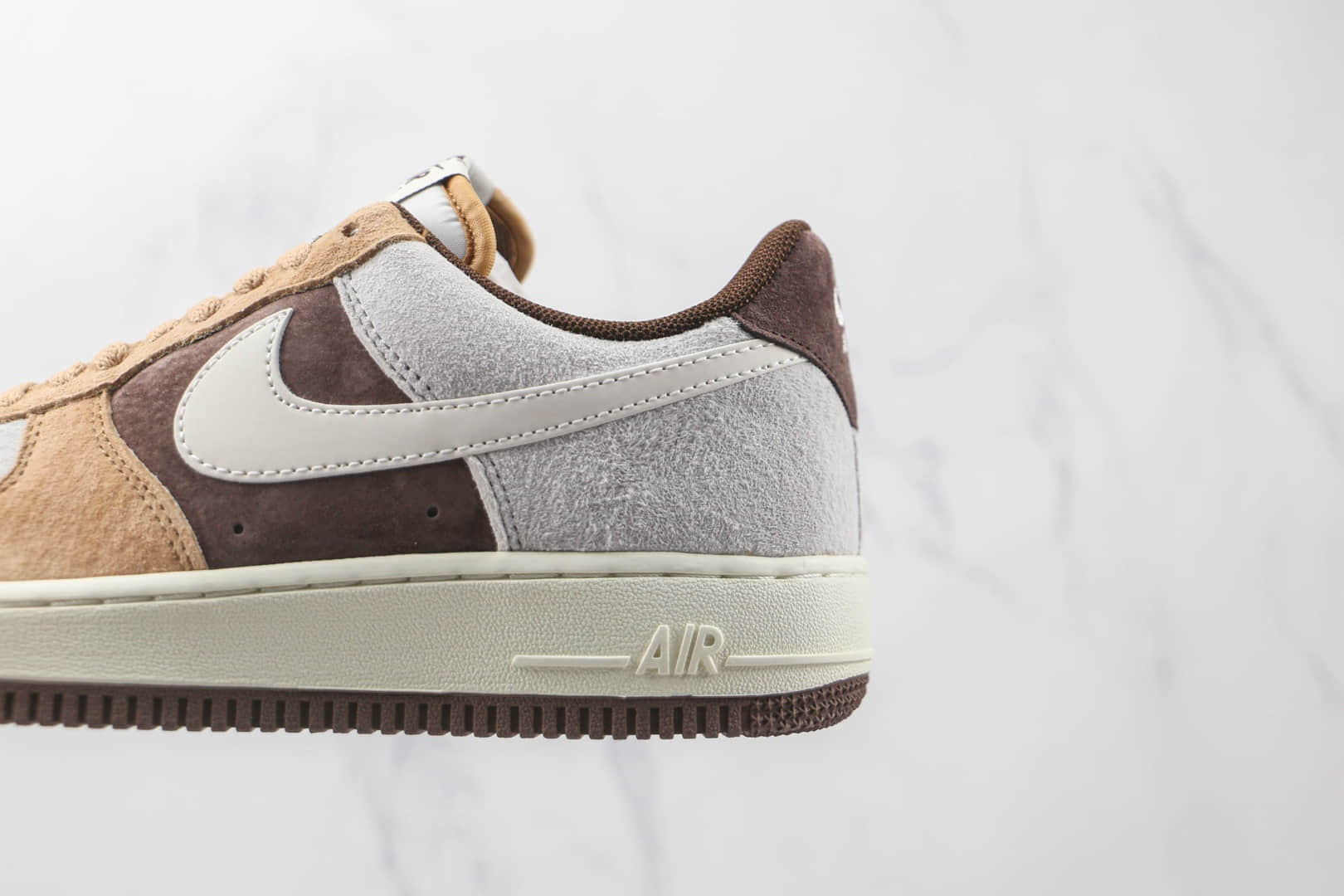 耐克Nike Air Force 1 07 Low纯原版本低帮空军一号麂皮咖啡色拼接板鞋内置气垫 货号:BL3099-233