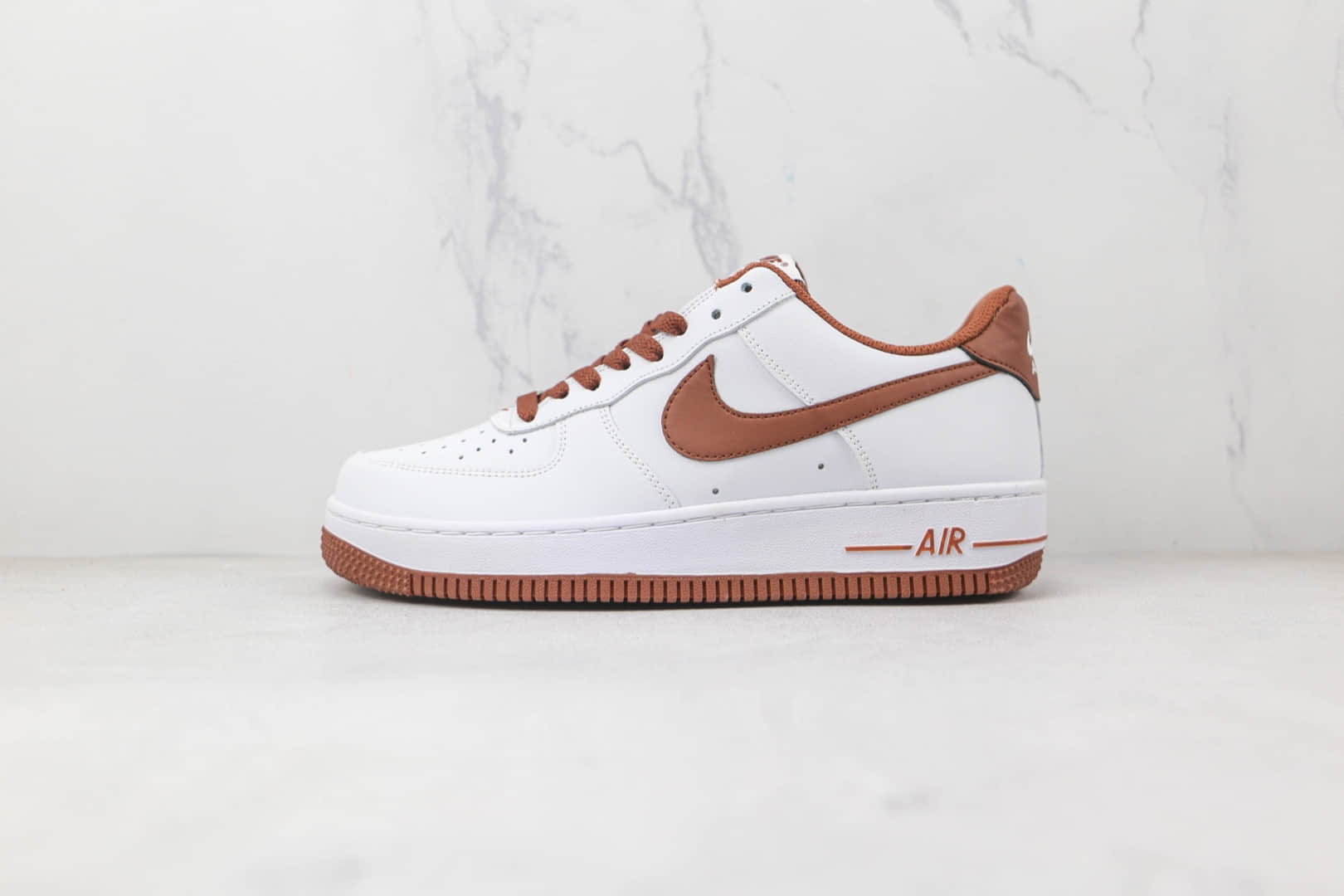 耐克Nike Air Force 1 07 Low纯原版本低帮空军一号白棕板鞋原楦头纸板打造 货号:DH7561-100