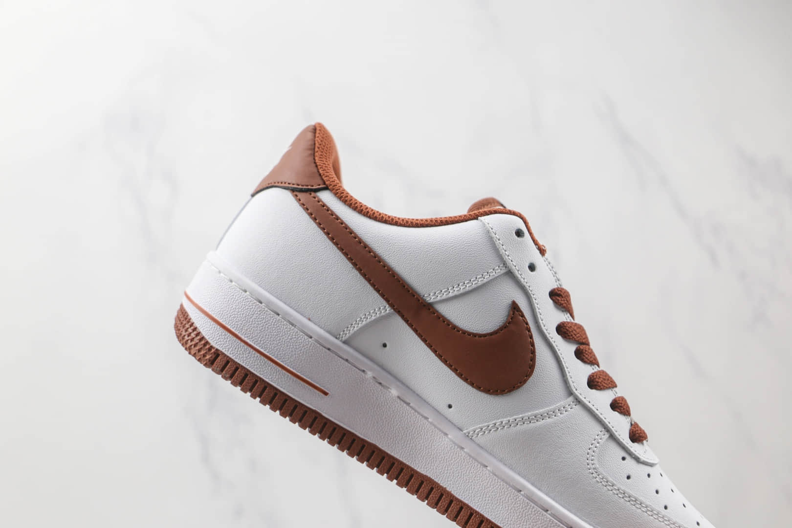 耐克Nike Air Force 1 07 Low纯原版本低帮空军一号白棕板鞋原楦头纸板打造 货号:DH7561-100