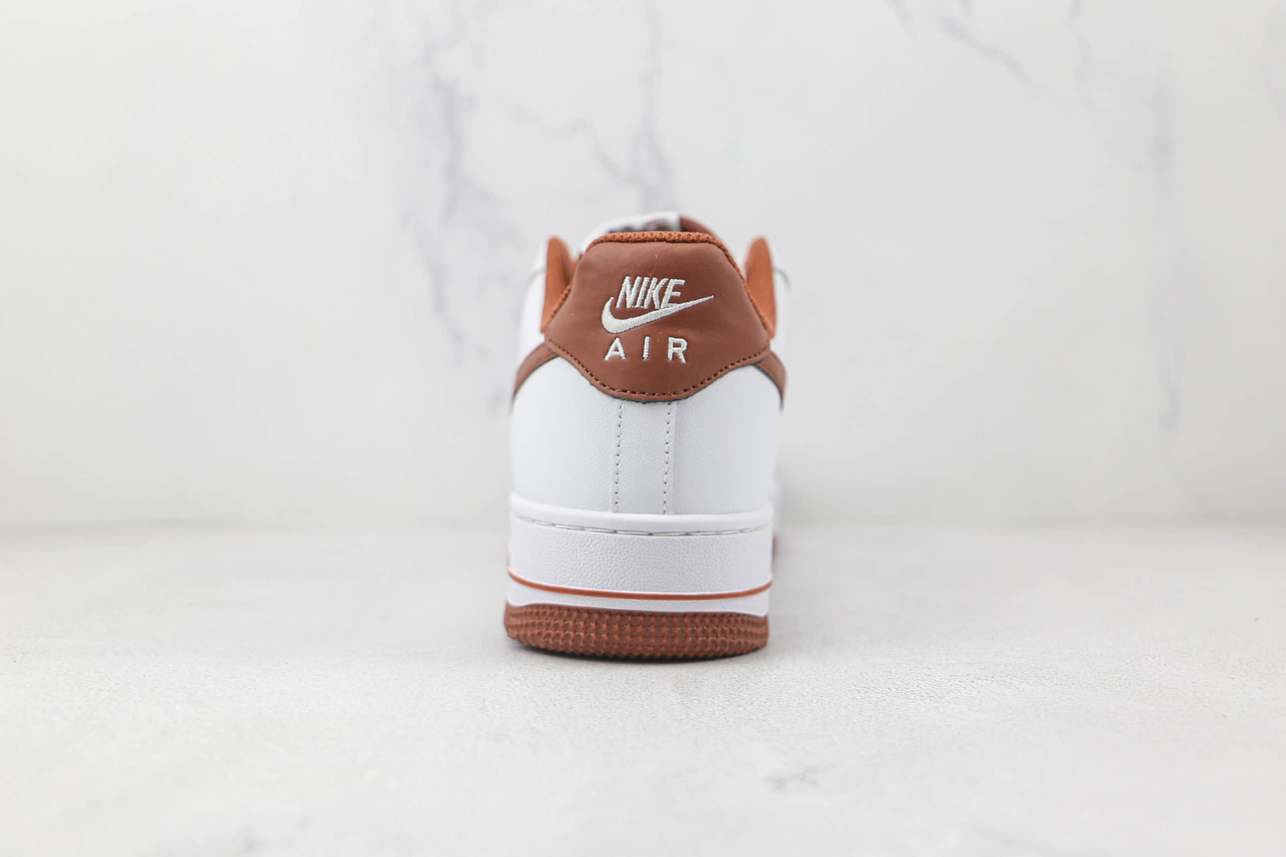 耐克Nike Air Force 1 07 Low纯原版本低帮空军一号白棕板鞋原楦头纸板打造 货号:DH7561-100