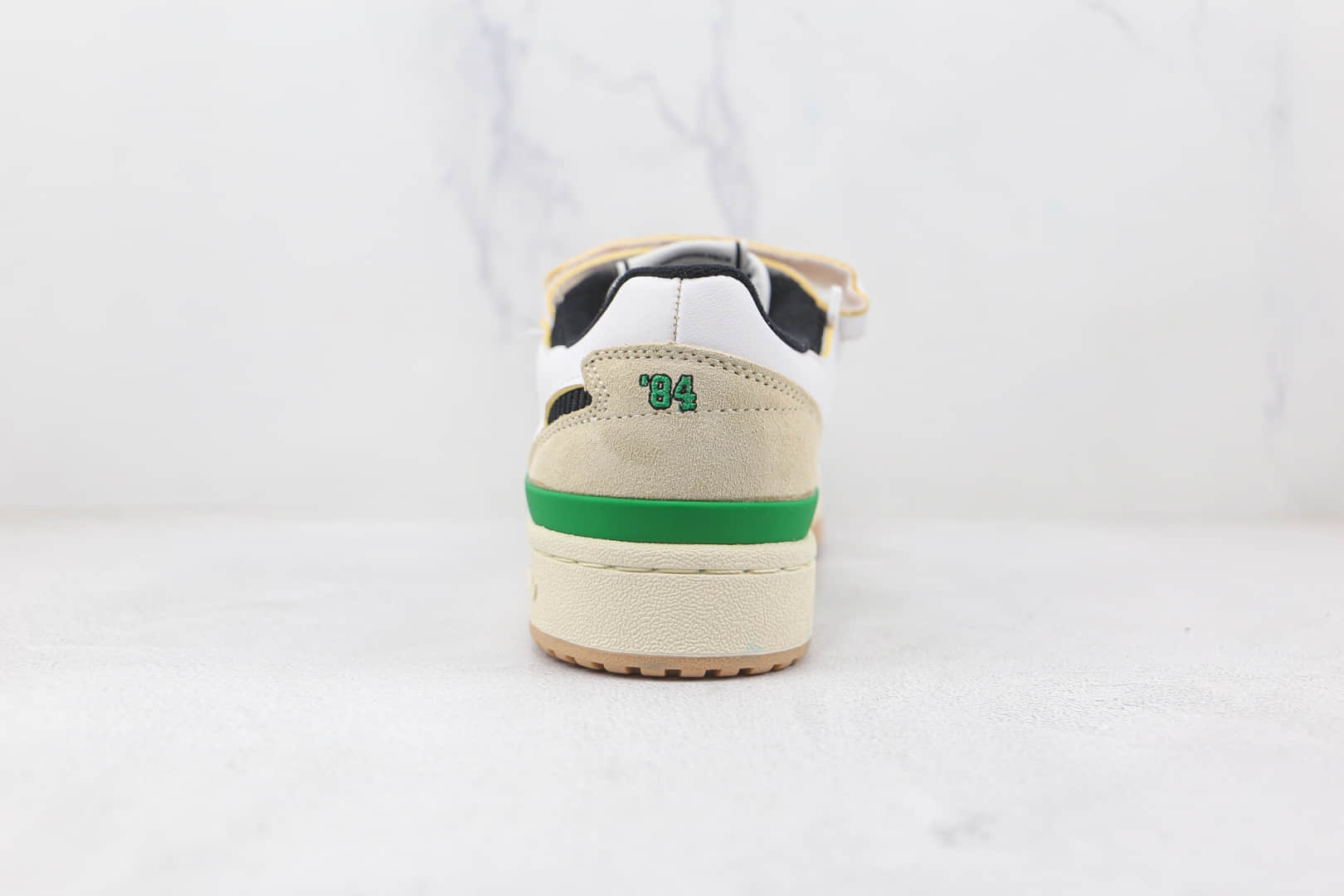 阿迪达斯adidas originals Forum 84 low纯原版本白绿凯尔特人复古板鞋原档案数据开发 货号:GX9058