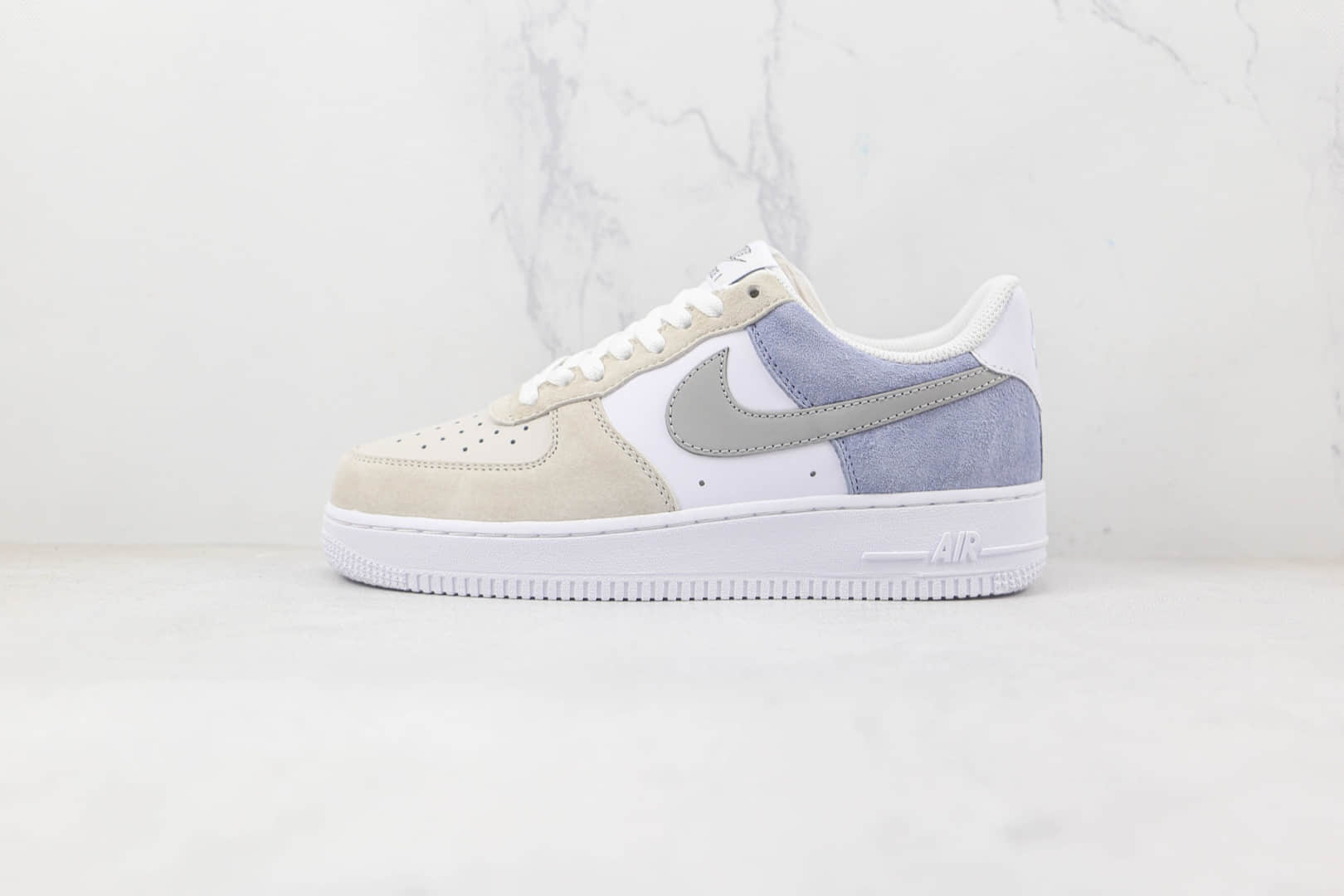 耐克Nike Air Force 1’07 Low纯原版本低帮空军一号白灰蓝麂皮拼接板鞋原楦头纸板打造 货号:LM2033-208