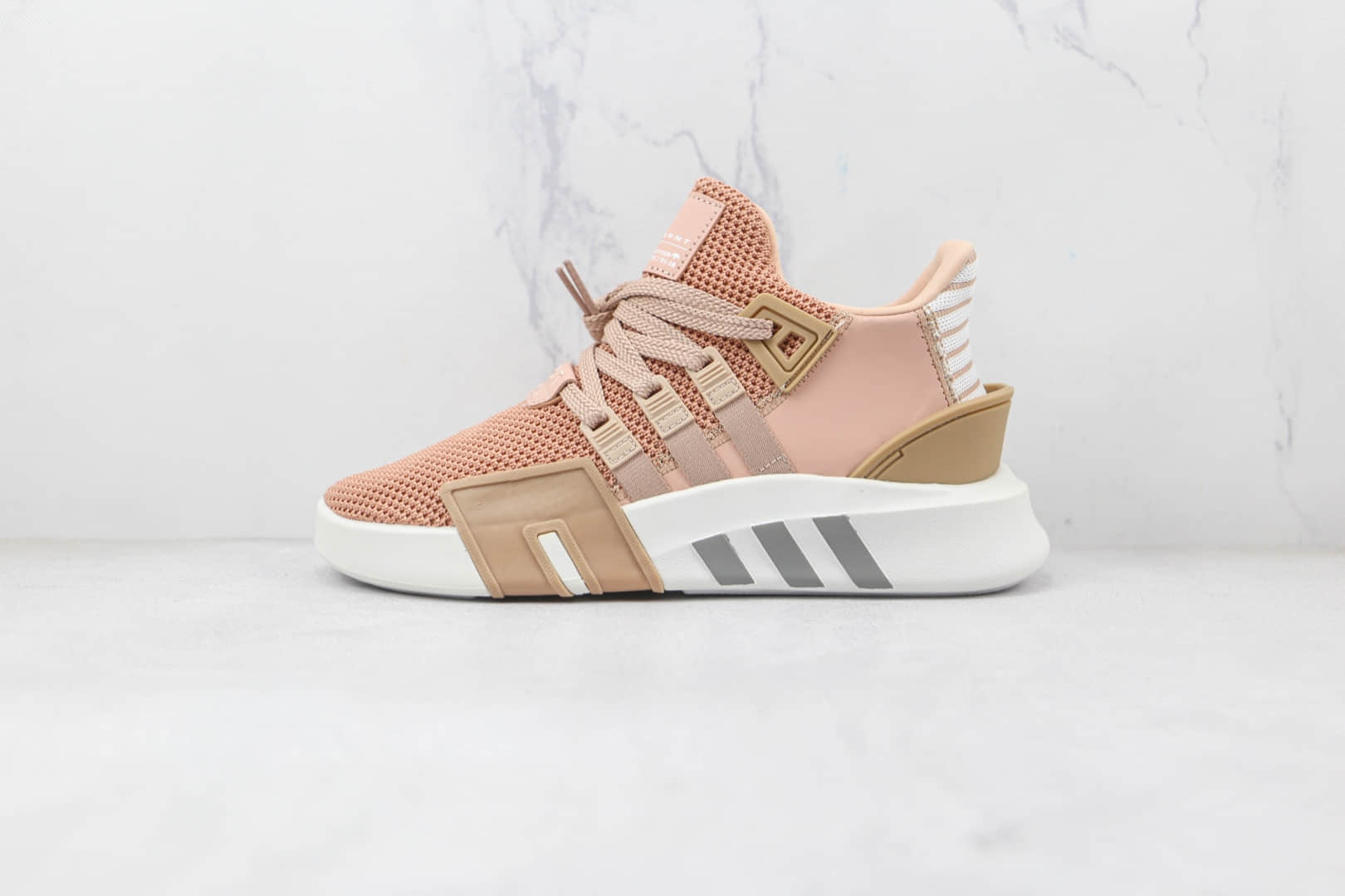 阿迪达斯Adidas EQT BASK ADV纯原版本三叶草支撑者系列粉色EQT复古慢跑鞋原档案数据开发 货号:AC7352
