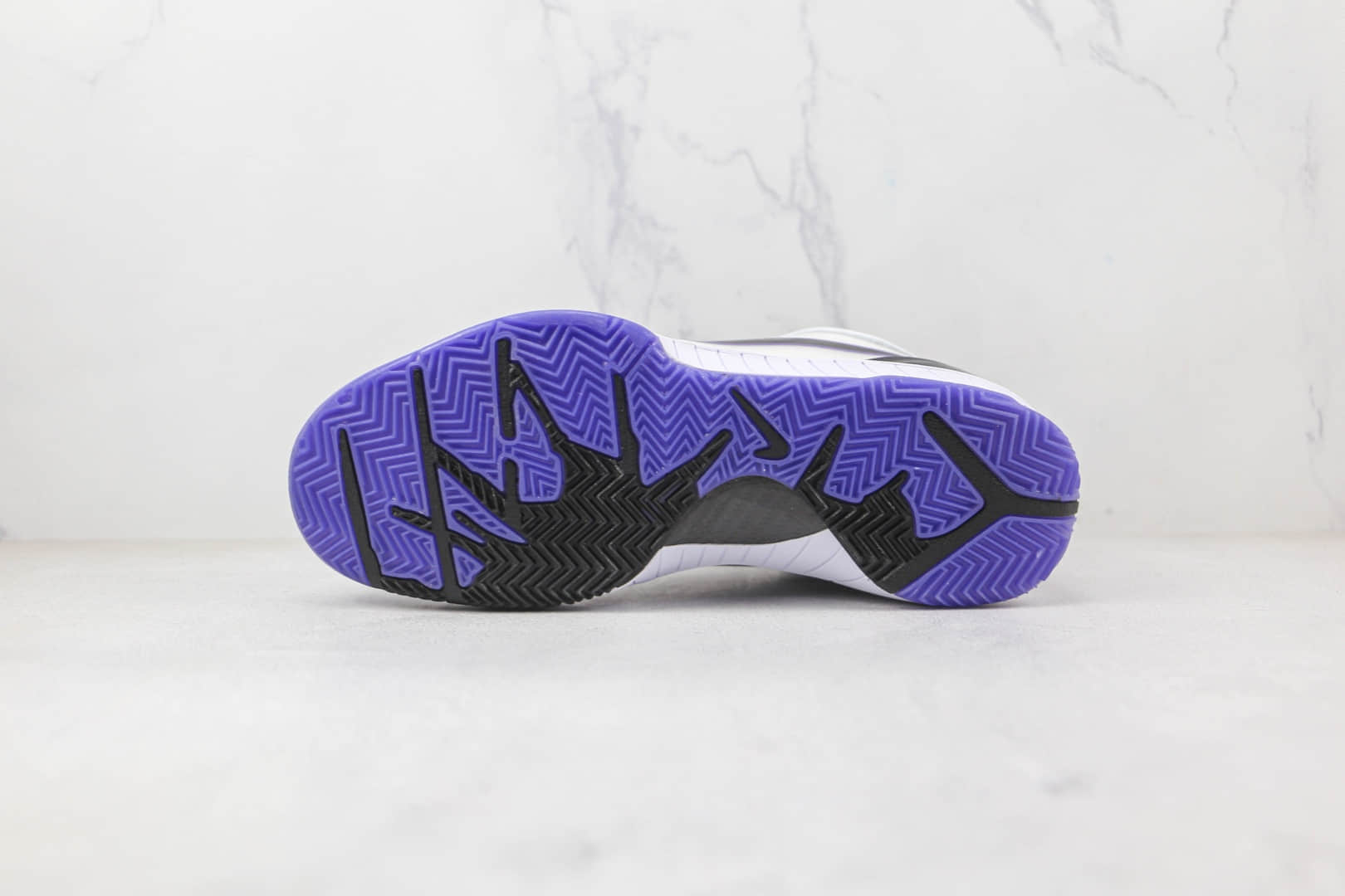 耐克Nike Zoom Kobe 4 lnline纯原版本科比4代白紫色篮球鞋内置碳板支持实战 货号:344335-101
