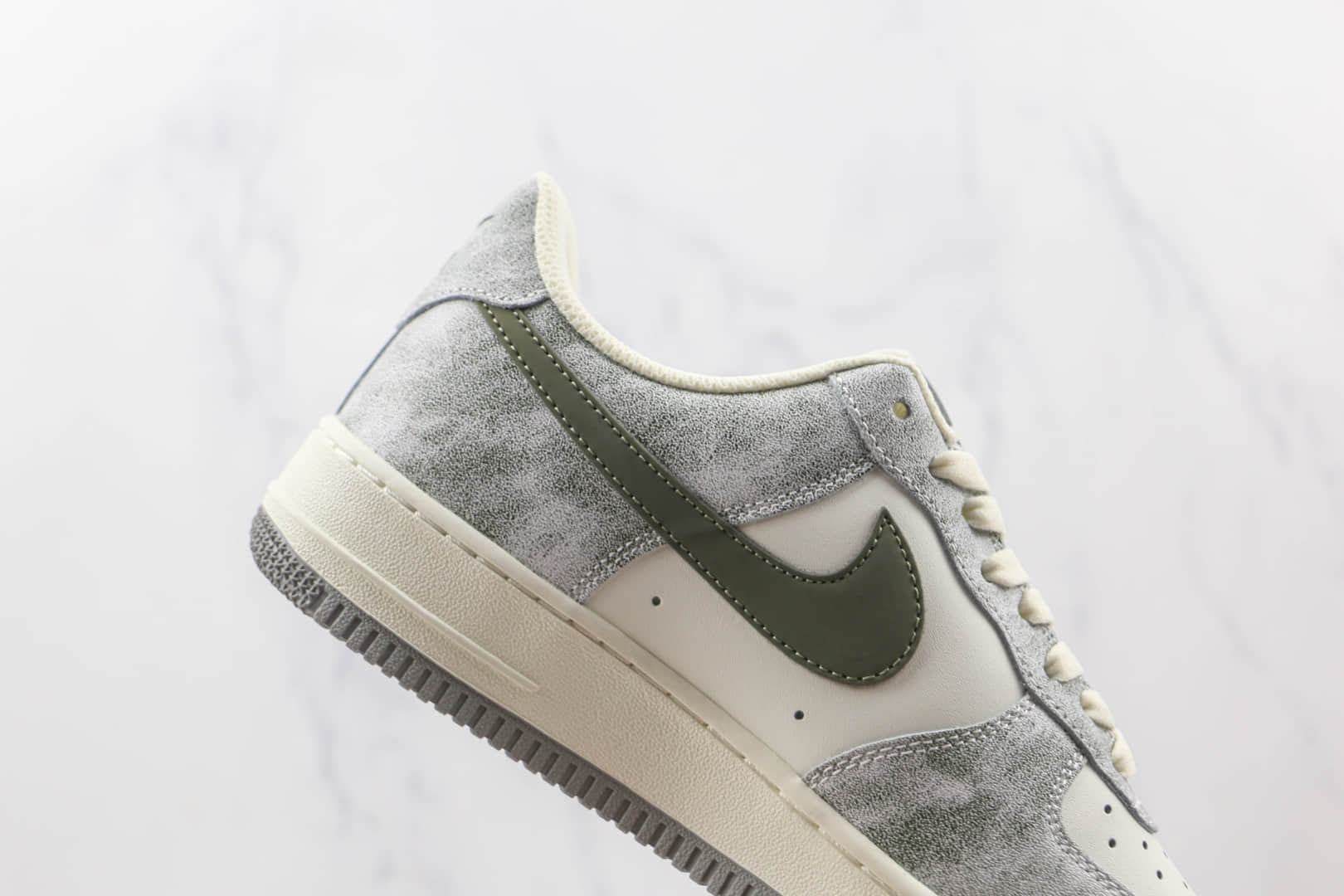 耐克Nike Air Force 1 07 Low纯原版本低帮空军一号迷雾灰板鞋内置气垫 货号:BL5866-906