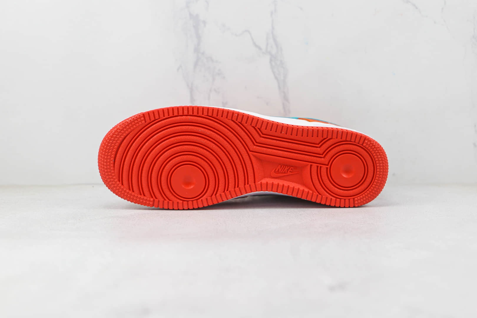 耐克Nike Air Force 1’07 Low纯原版本低帮空军一号白橙绿勾板鞋内置气垫 货号：DH7568-800