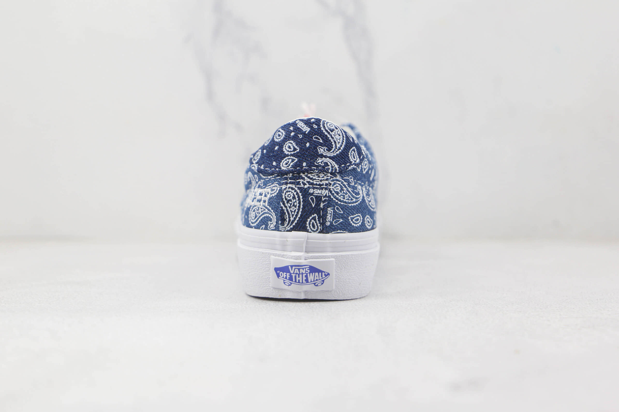 万斯Vans Acer Ni Sp公司级版本低帮牛仔蓝白腰果花复古硫化板鞋原楦头纸板打造 货号:VN0A4UWYASN