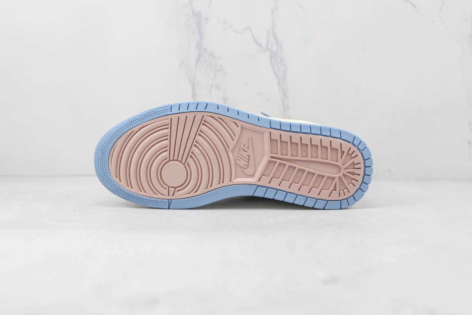乔丹Air Jordan 1 Zoom CMFT Corduroy纯原版本中帮AJ1粉蓝色反毛皮篮球鞋原楦头纸板打造 货号:DQ5092-651