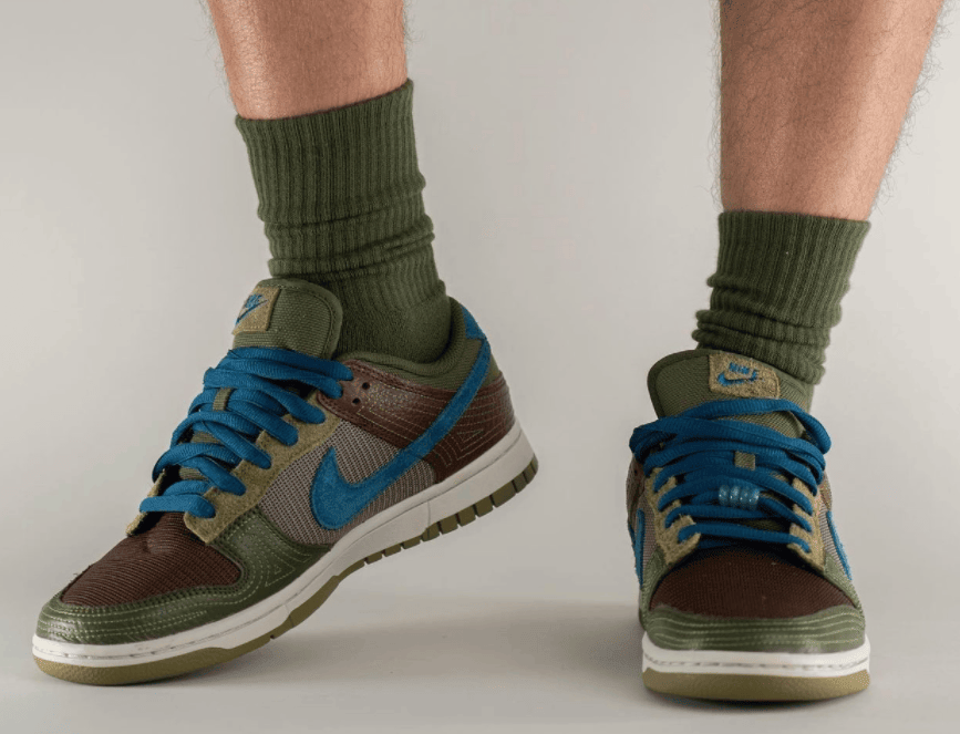 酷似“刺子绣”!全新Nike Dunk Low上脚图曝光! 货号:DR0159-200