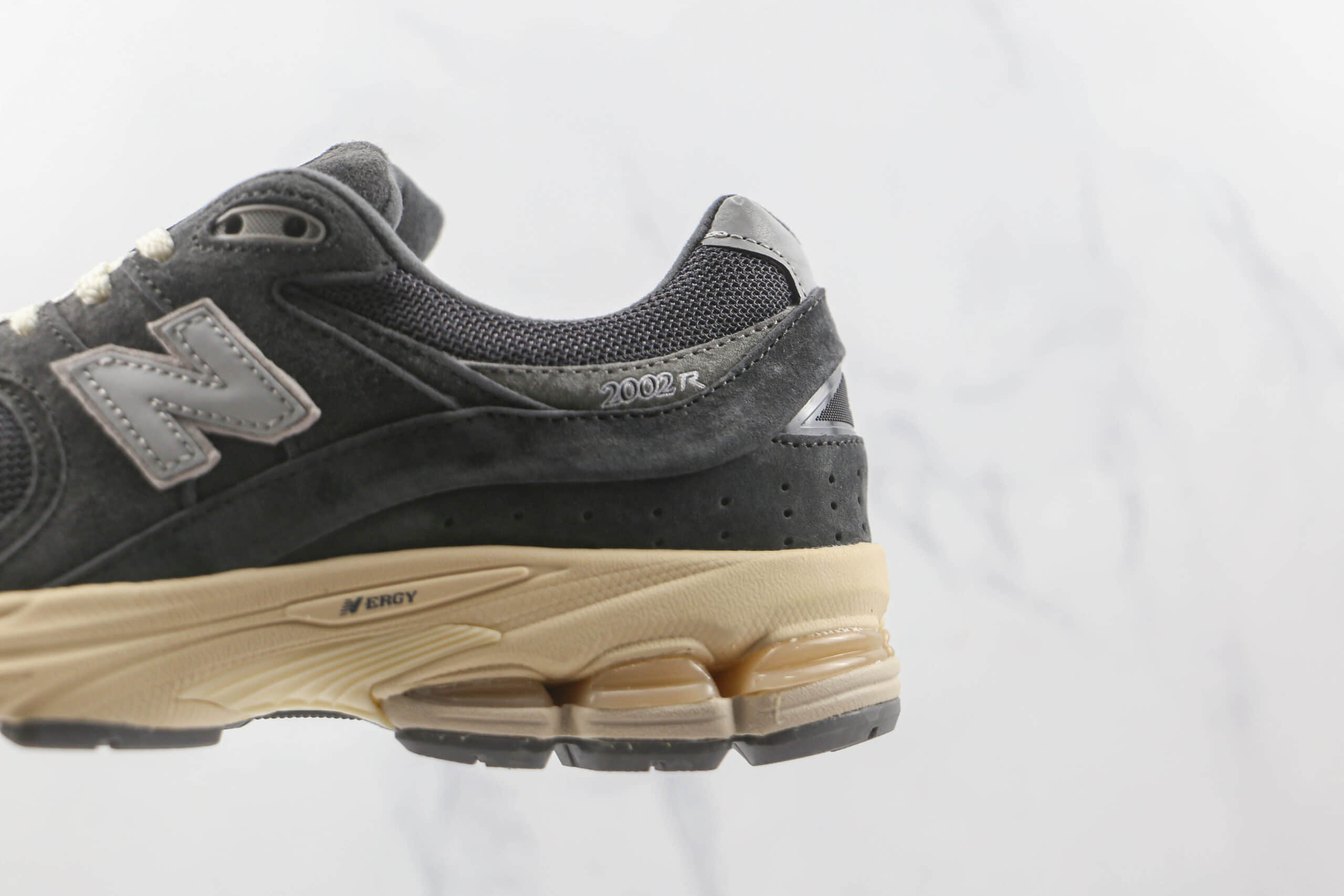 新百伦New Balance 2002纯原版本玫瑰金扣复古NB2002反光慢跑鞋原楦头纸板打造 货号:M2002RHO