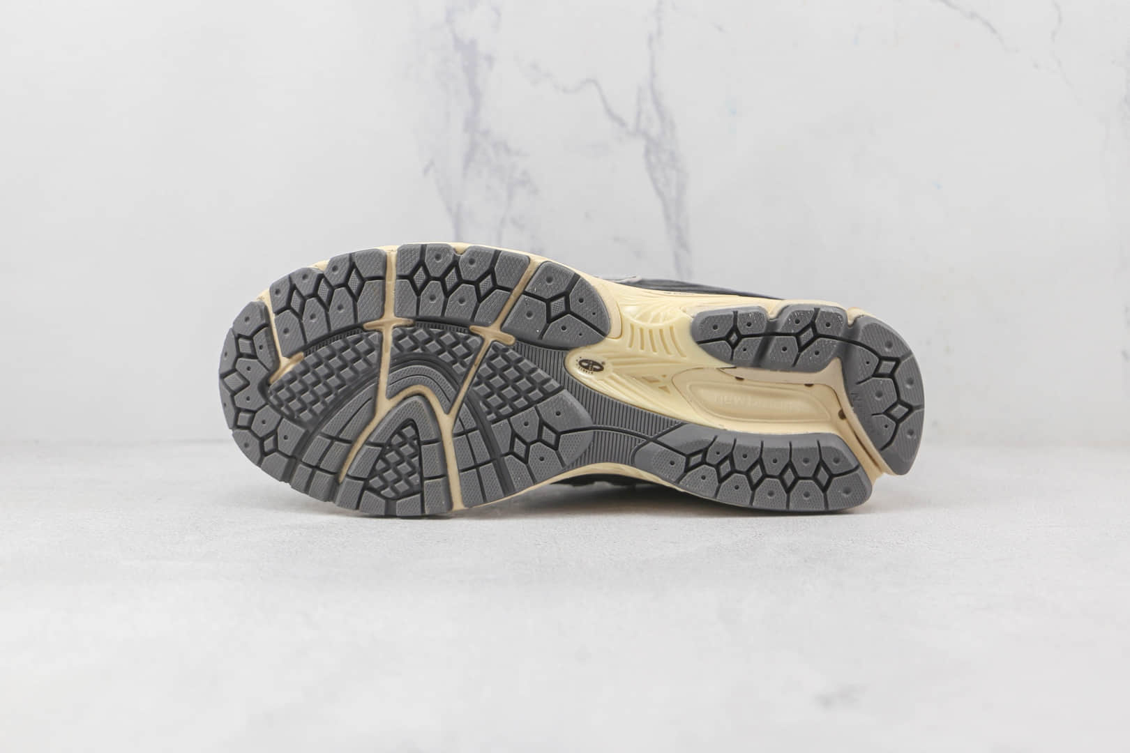 新百伦New Balance 2002纯原版本玫瑰金扣复古NB2002反光慢跑鞋原楦头纸板打造 货号:M2002RHO