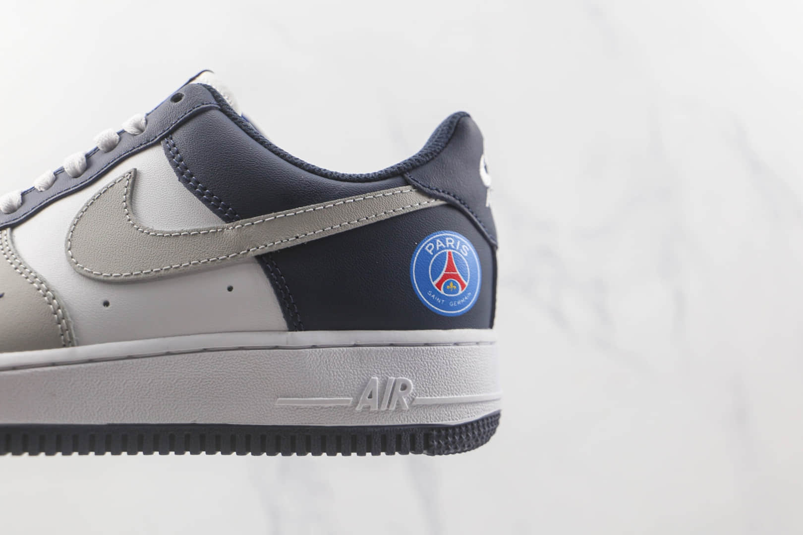 耐克Nike Air Force 1’07 Low纯原版本低帮空军一号巴黎灰蓝拼接板鞋内置气垫 货号:BS8872-055