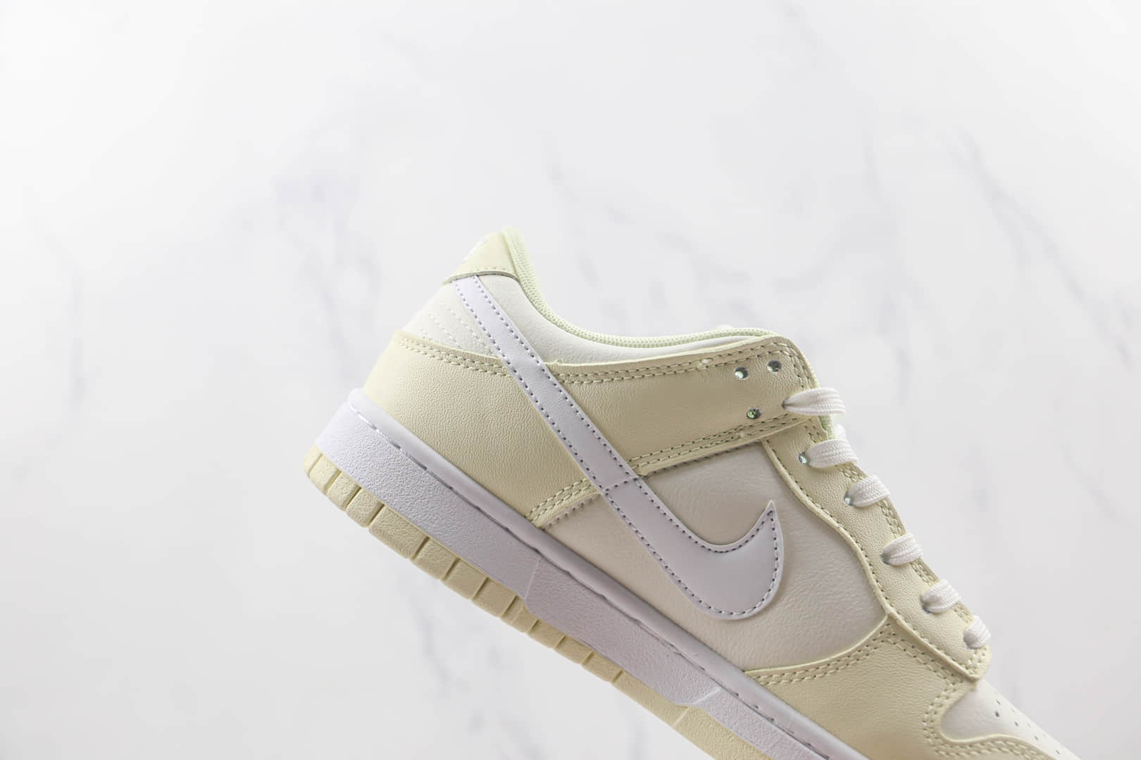 耐克Nike Dunk Low Coconut Milk纯原版本低帮DUNK椰奶配色板鞋原楦头纸板打造 货号:DJ6188-100