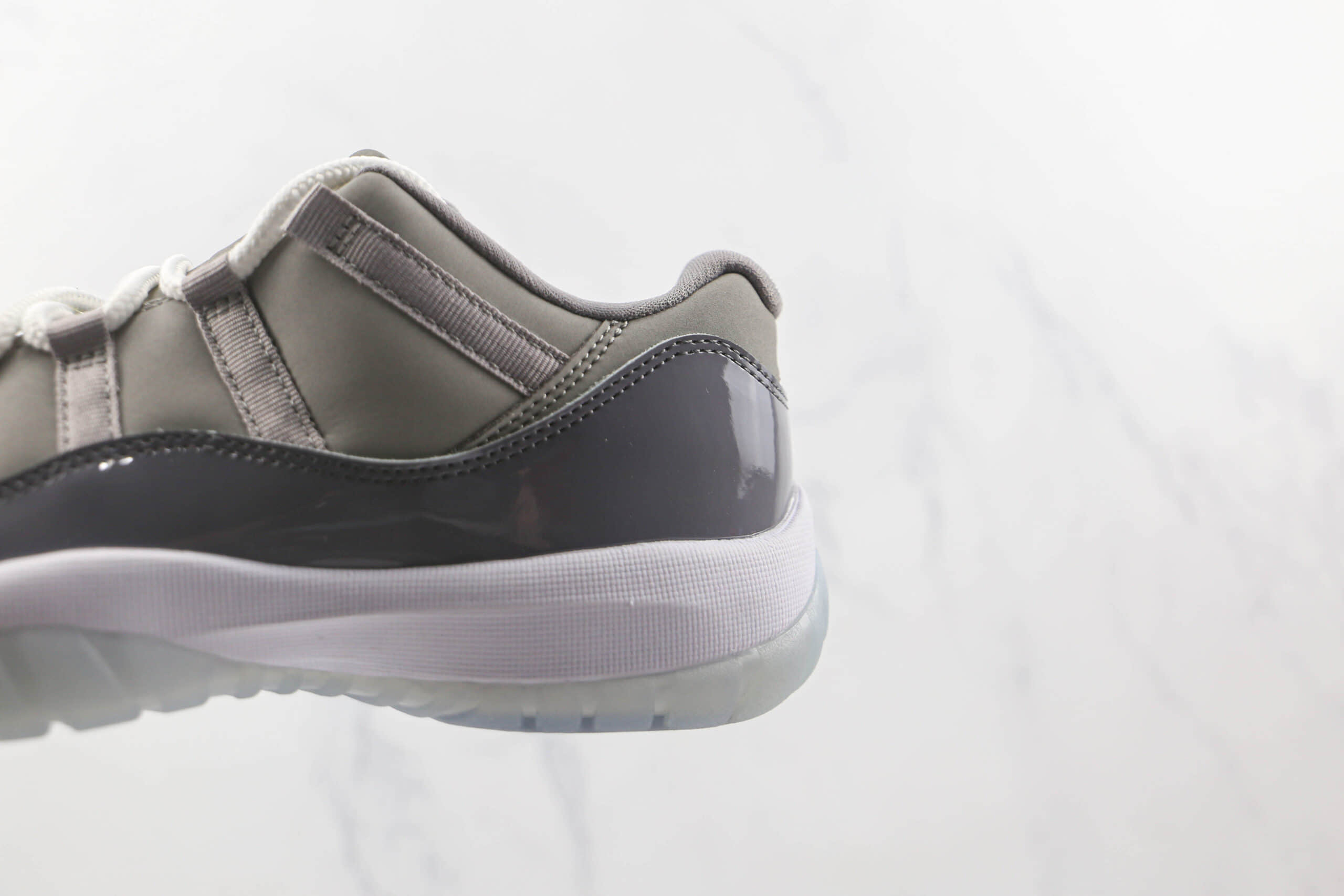 乔丹Air Jordan 11 Bred纯原版本低帮AJ11灰色篮球鞋内置气垫碳板支持实战 货号：528896-003